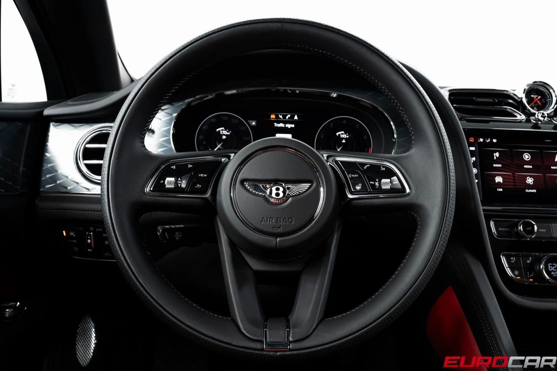 mph025_2243178141_image_26_33384f4d02