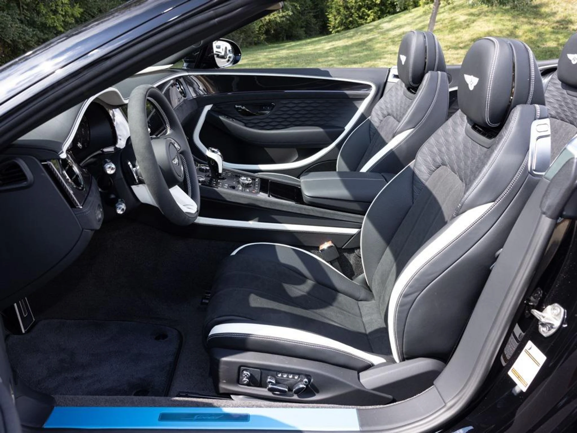 mph025_2248413174_444557825_68a6f5bde473ddbdad4ed8cb_50a39fba15