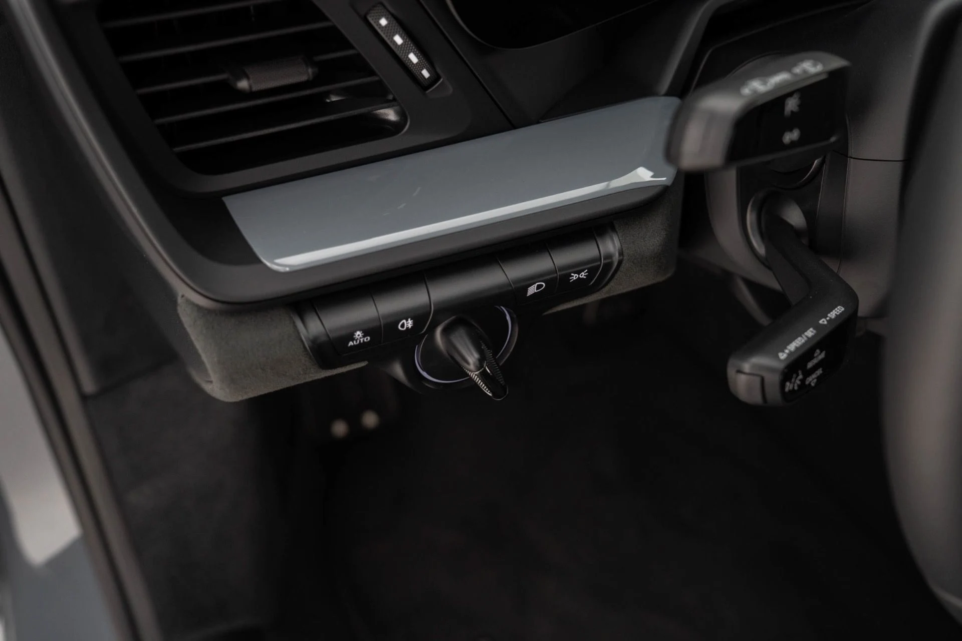 mph025_2252990491_Used_2024_Porsche_911_GT_3_1774634341_edceba5338