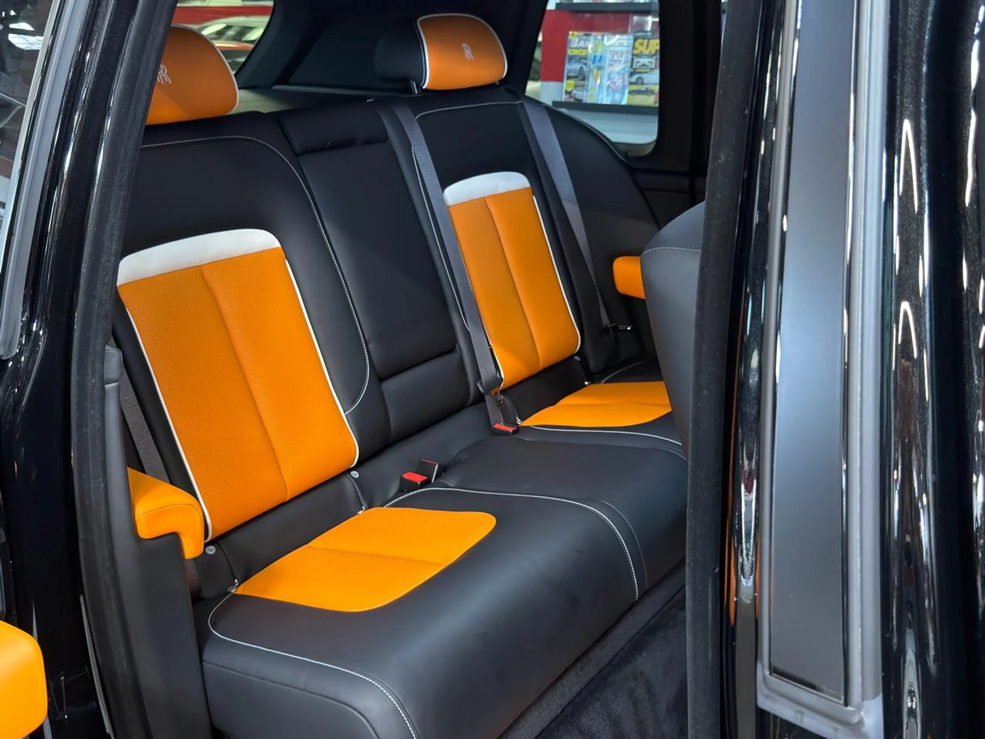 mph025_2254824541_639119432781136894_4eb717395d