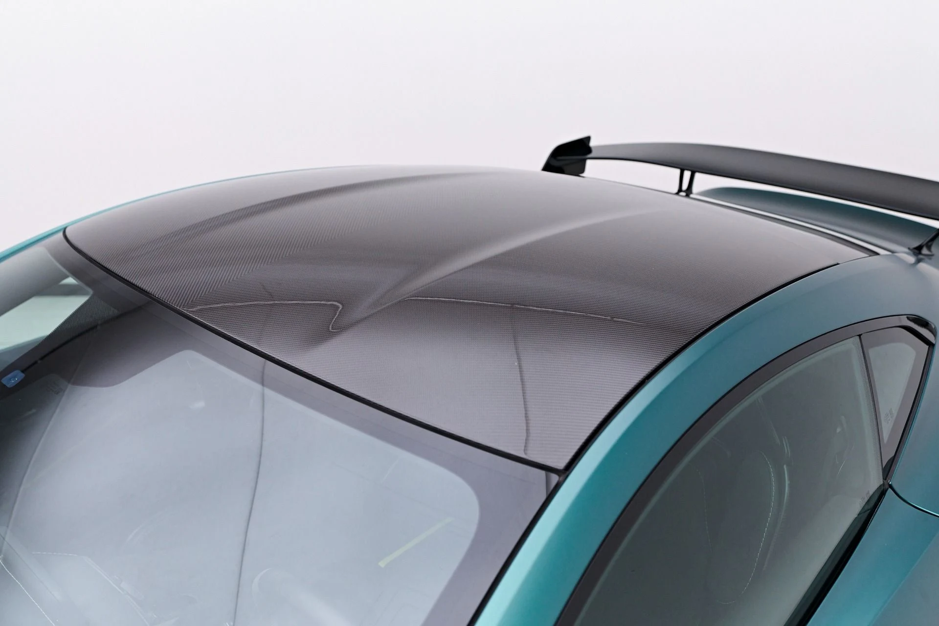mph025_2263169026_Used_2023_Aston_Martin_Vantage_F1_Edition_1755655629_fee6f14fb5