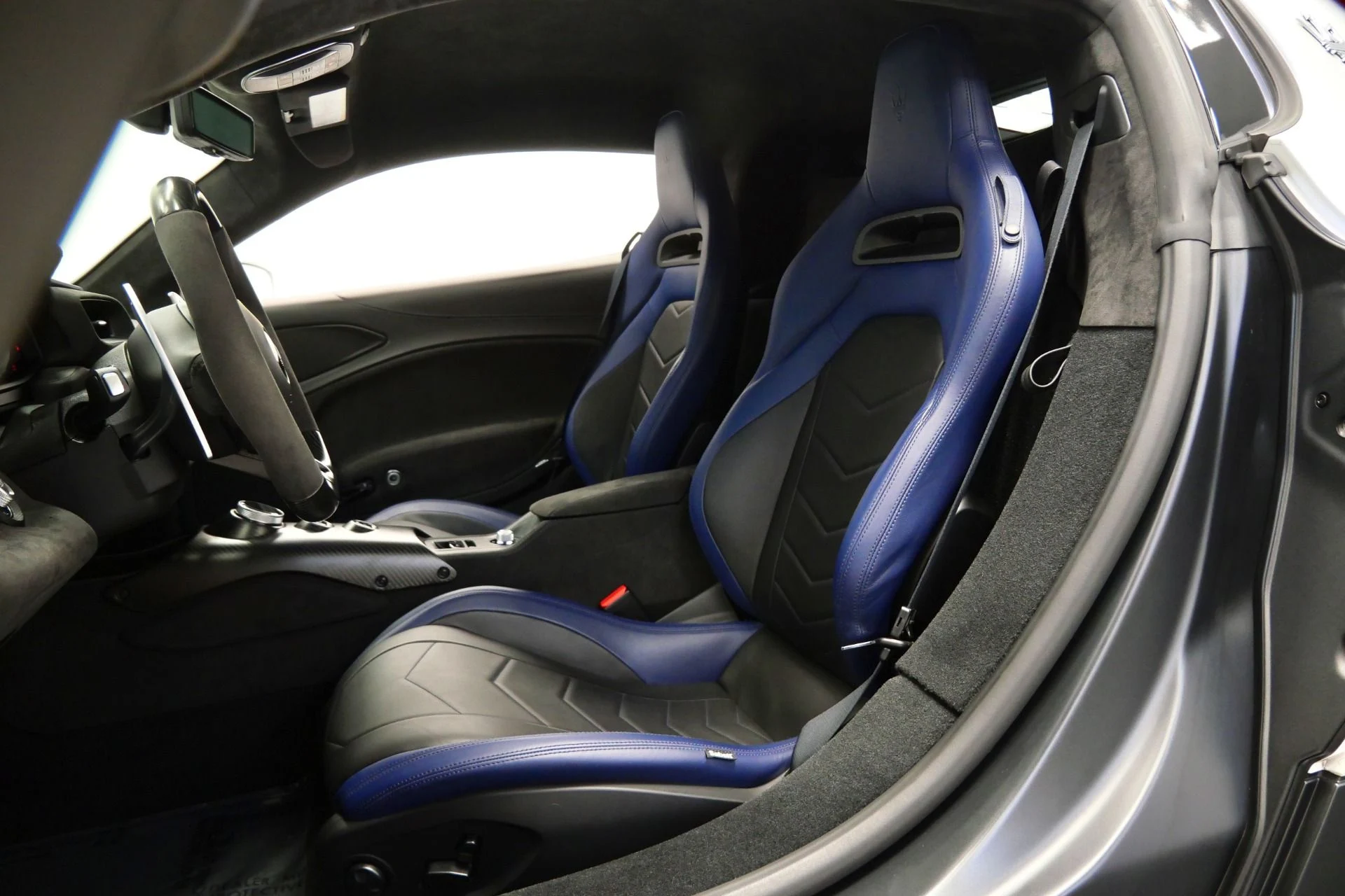 mph025_2282290310_Used_2023_Maserati_MC_20_Factory_Matte_Paint_Extended_Leather_and_Alcantara_Interior_1773426634_9762335113