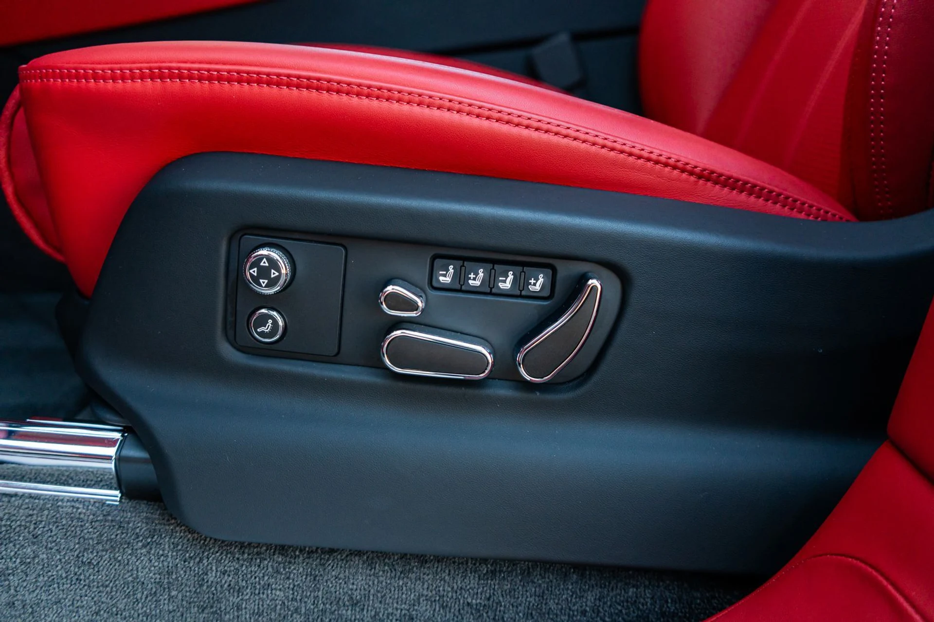 mph025_2288033267_f82f6e87_959f_4a3f_916b_5080160ba169_766dbb222b