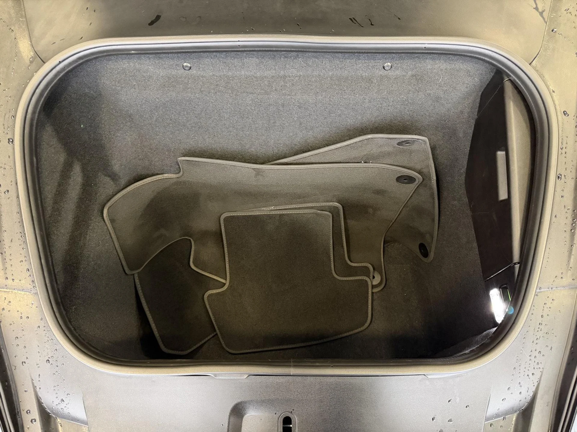 mph025_2309121038_d319fb4f1121f1a101663018caba7119x_7d30c3781d