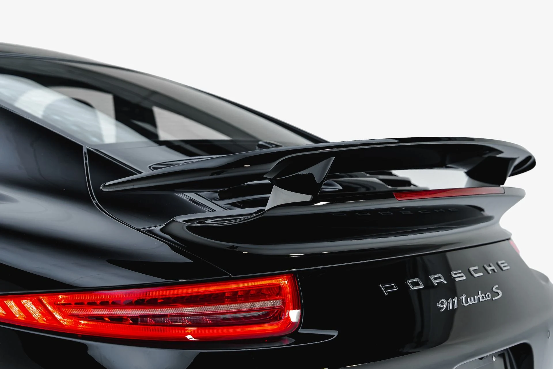 mph025_2312962949_Used_2014_Porsche_911_Turbo_S_1791845080_b37a44a719