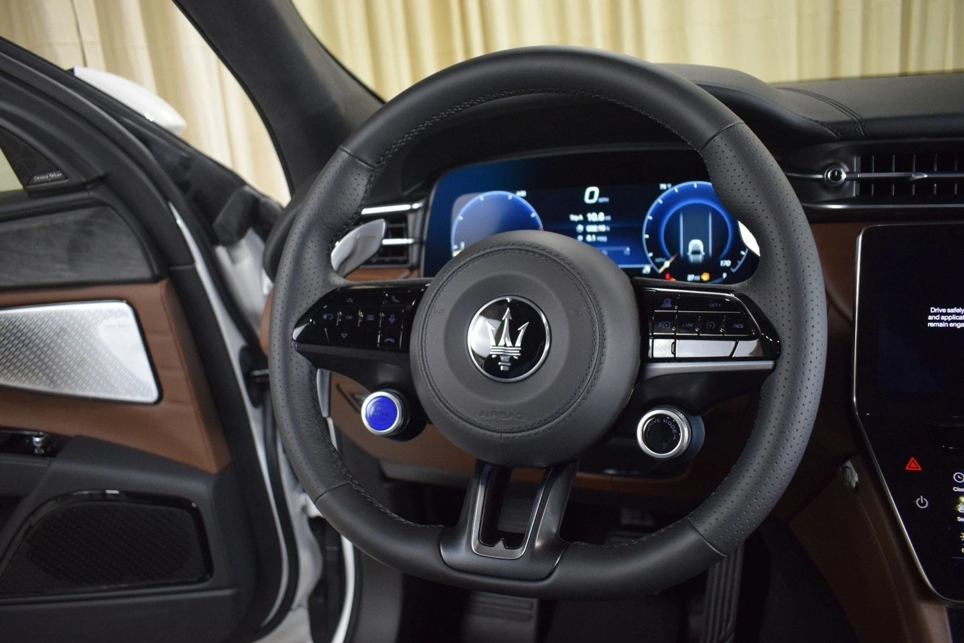 mph025_2313601551_0843443d8ba7c672b2121289984155d0x_6f90283de7