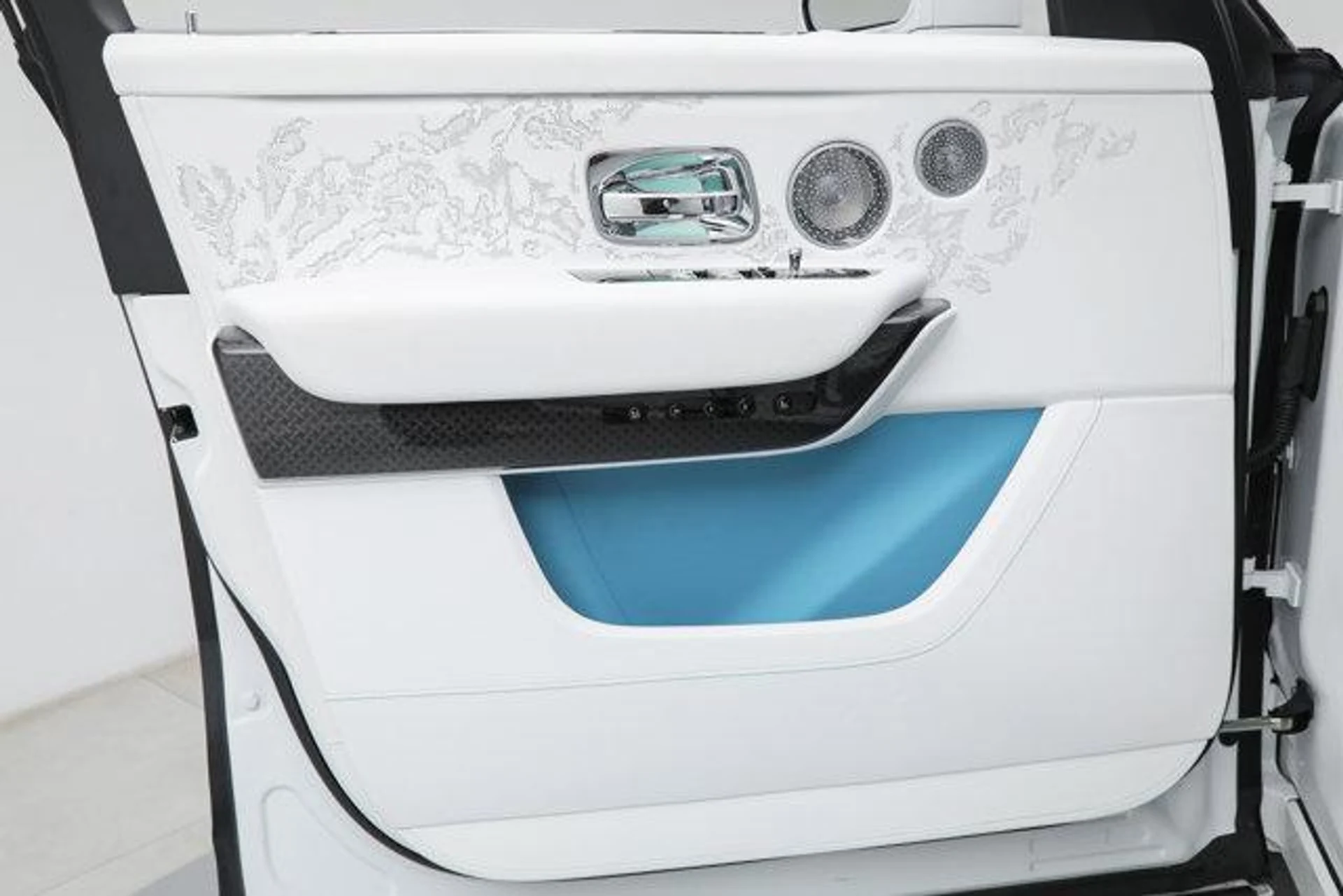 mph025_231963909_b5klx_JIG_2_D0e_Sx_C_Gbs_HWFK_xa_F0_6c4f54bd48