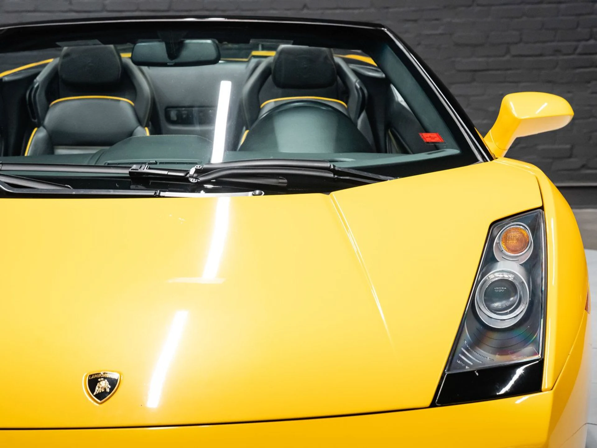 mph025_2320280598_lamborghini_gallardo_2006_8dd3f07caf