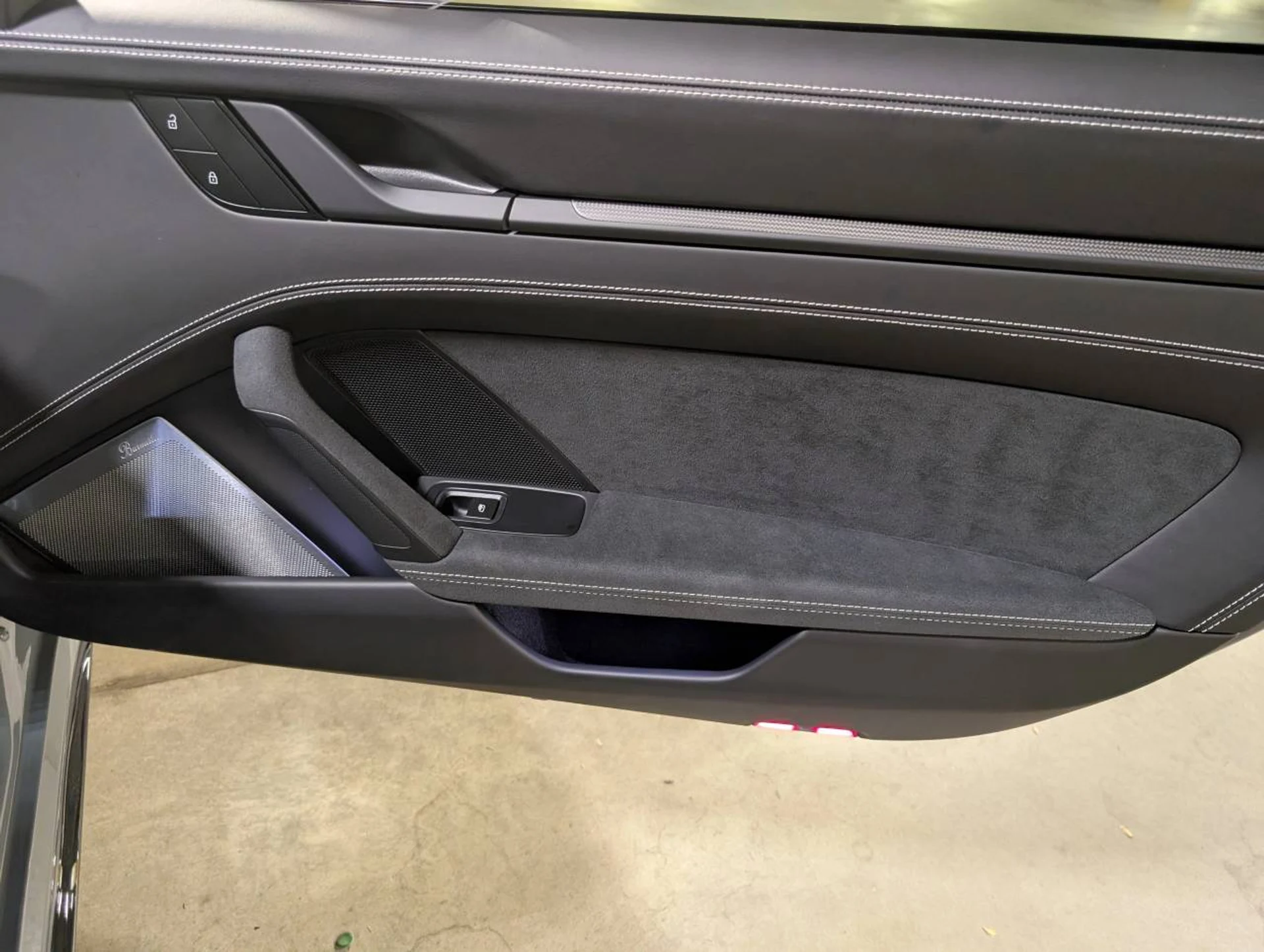 mph025_232427535_054f13987ea6569102e5ea37edd642cbx_5922badc17