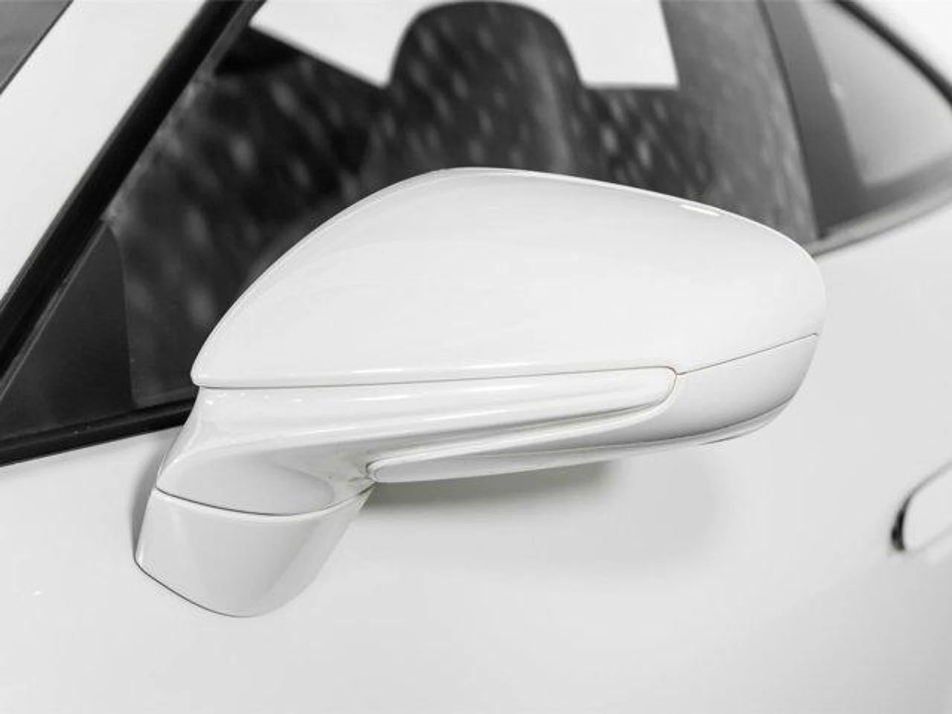 mph025_232701610_m_Dizr_LKC_0_Lgg_UAL_Cpw_Ji_Y_Qv_Xi5w_8ad50fde49