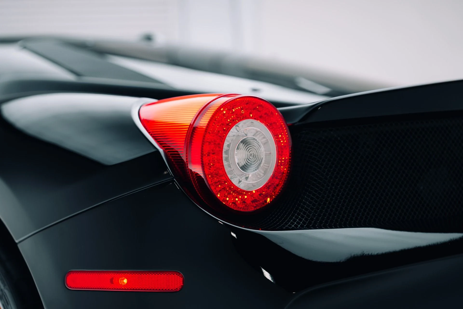 mph025_2327712980_Used_2015_Ferrari_458_Speciale_1762994969_b960e21262