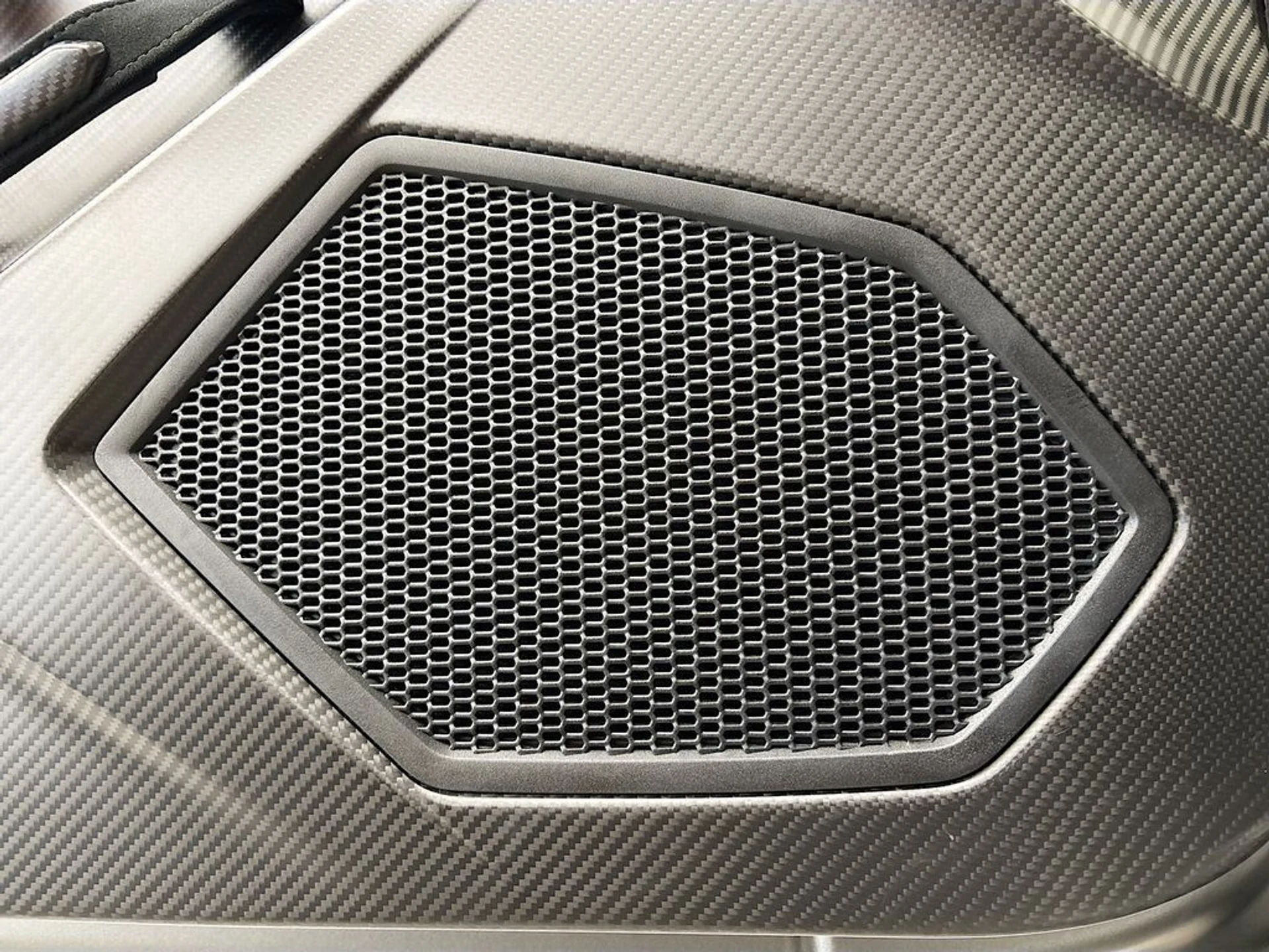 mph025_2330185841_2ffd3a9f5c668cc198f981e5ccdc6e11_cc41f475e3