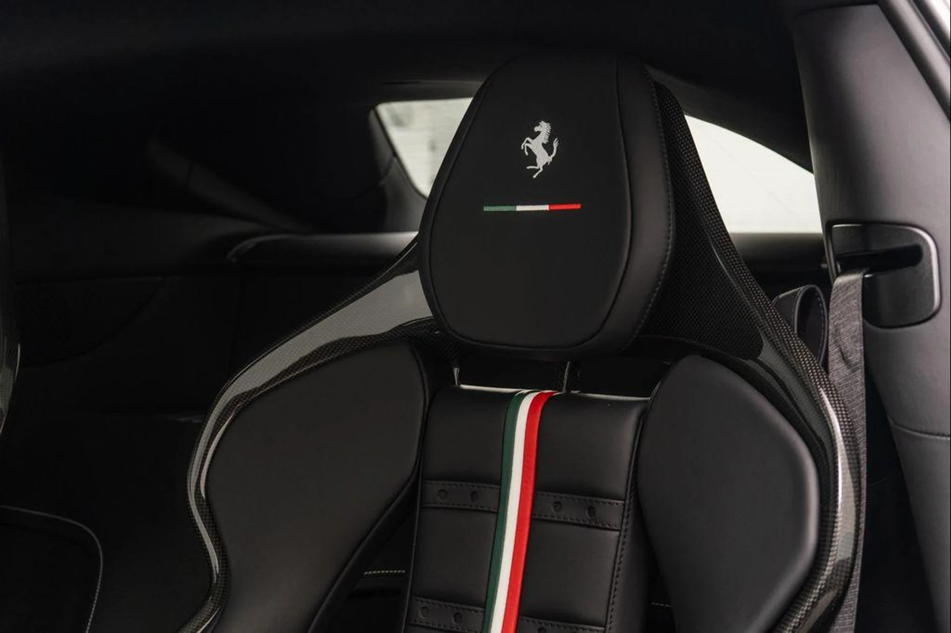 mph025_23347207_O1u_Cn_AUSD_87u_Ls_Met91pt4548_F8_ffc6979f0e