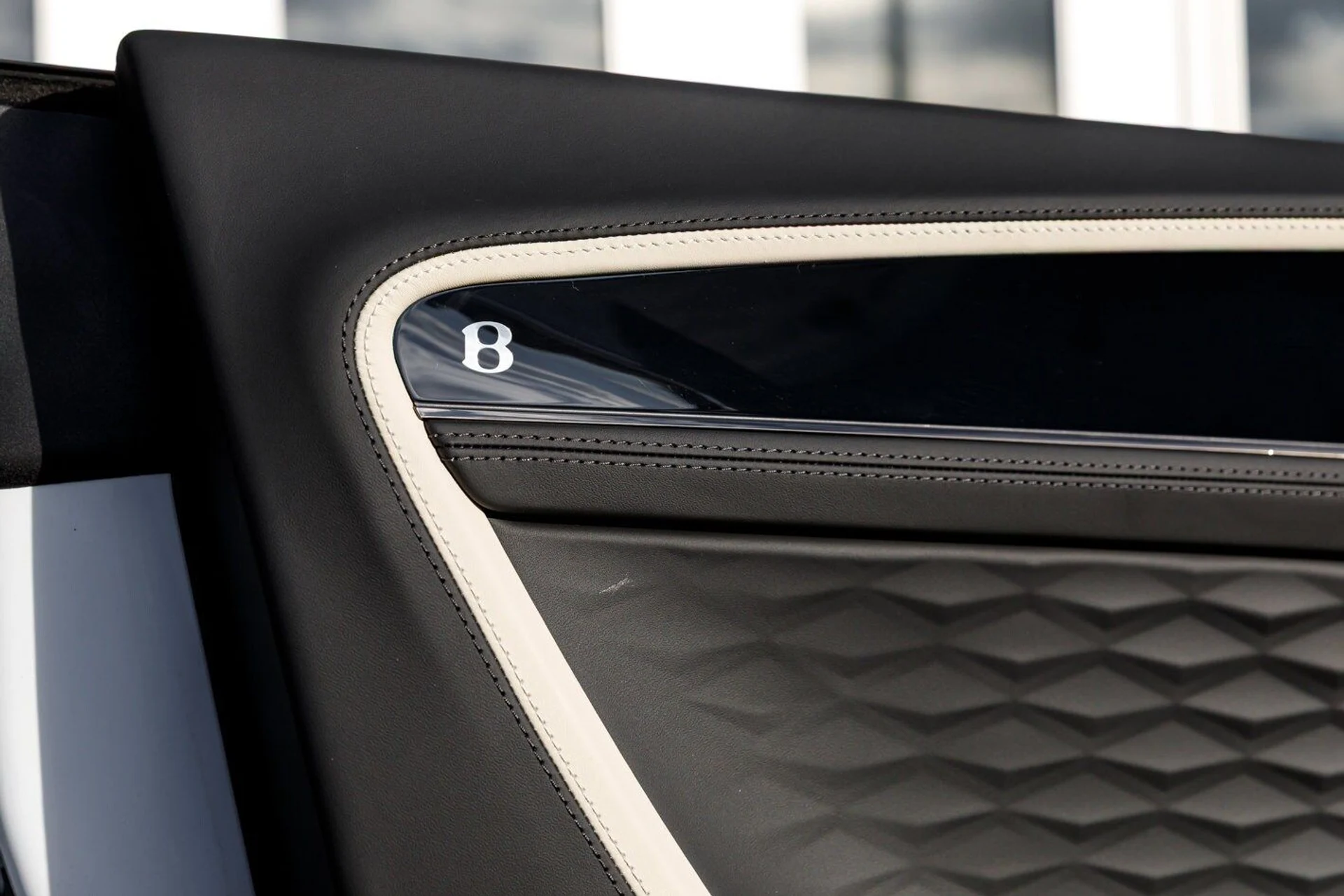 mph025_2340677240_0de5c1d16201e6d77683613d5bb6cfffx_721b75ef6d