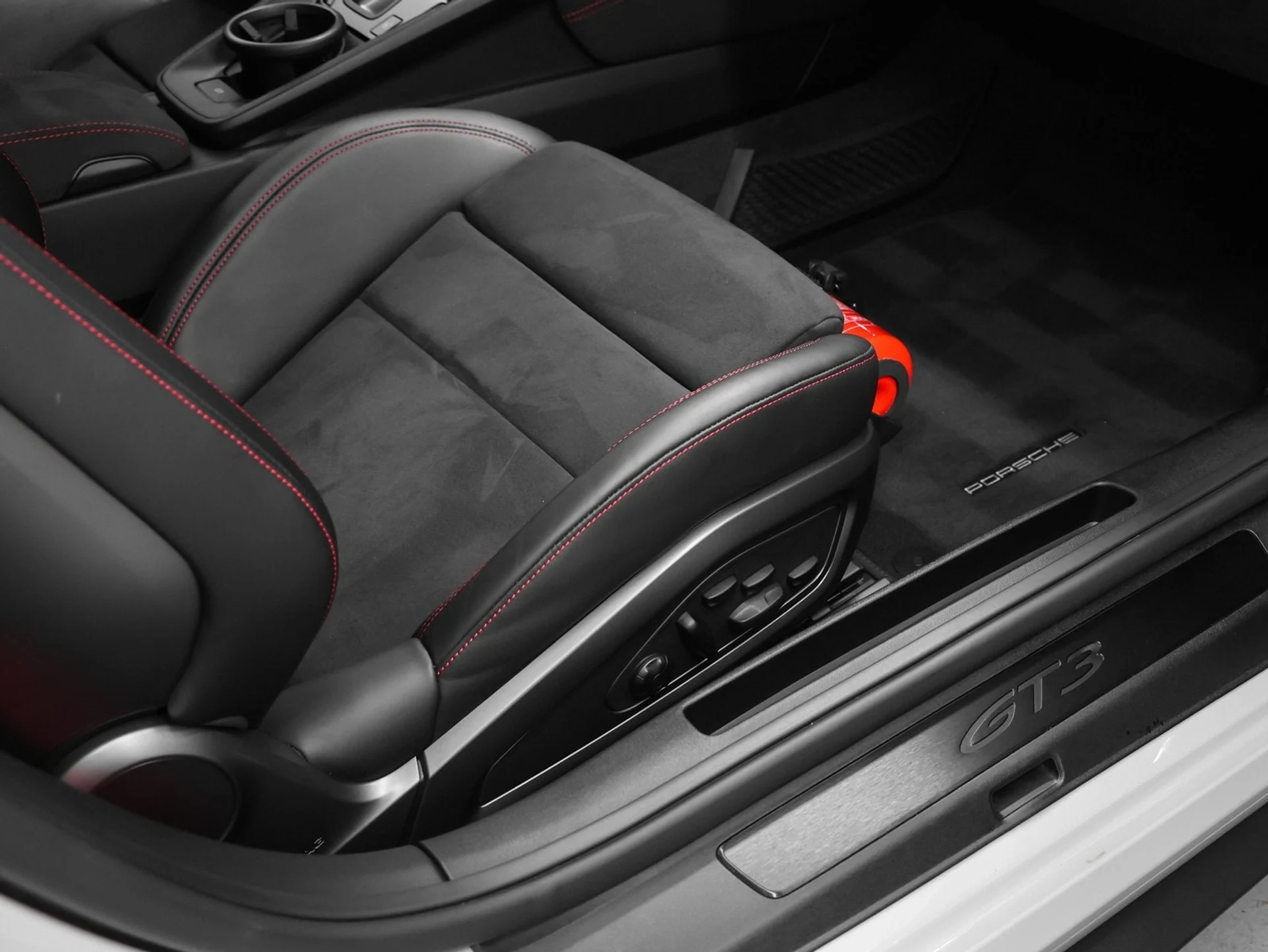 mph025_2341963383_26_fbea55e9c3