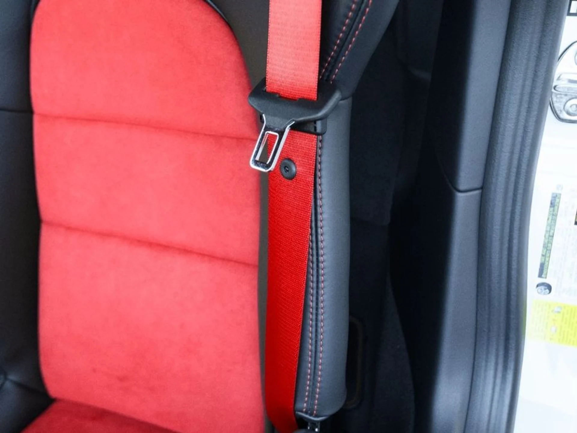 mph025_2342660914_b7e3165a_cf76_49fd_aaeb_f73dee423964_075711218a