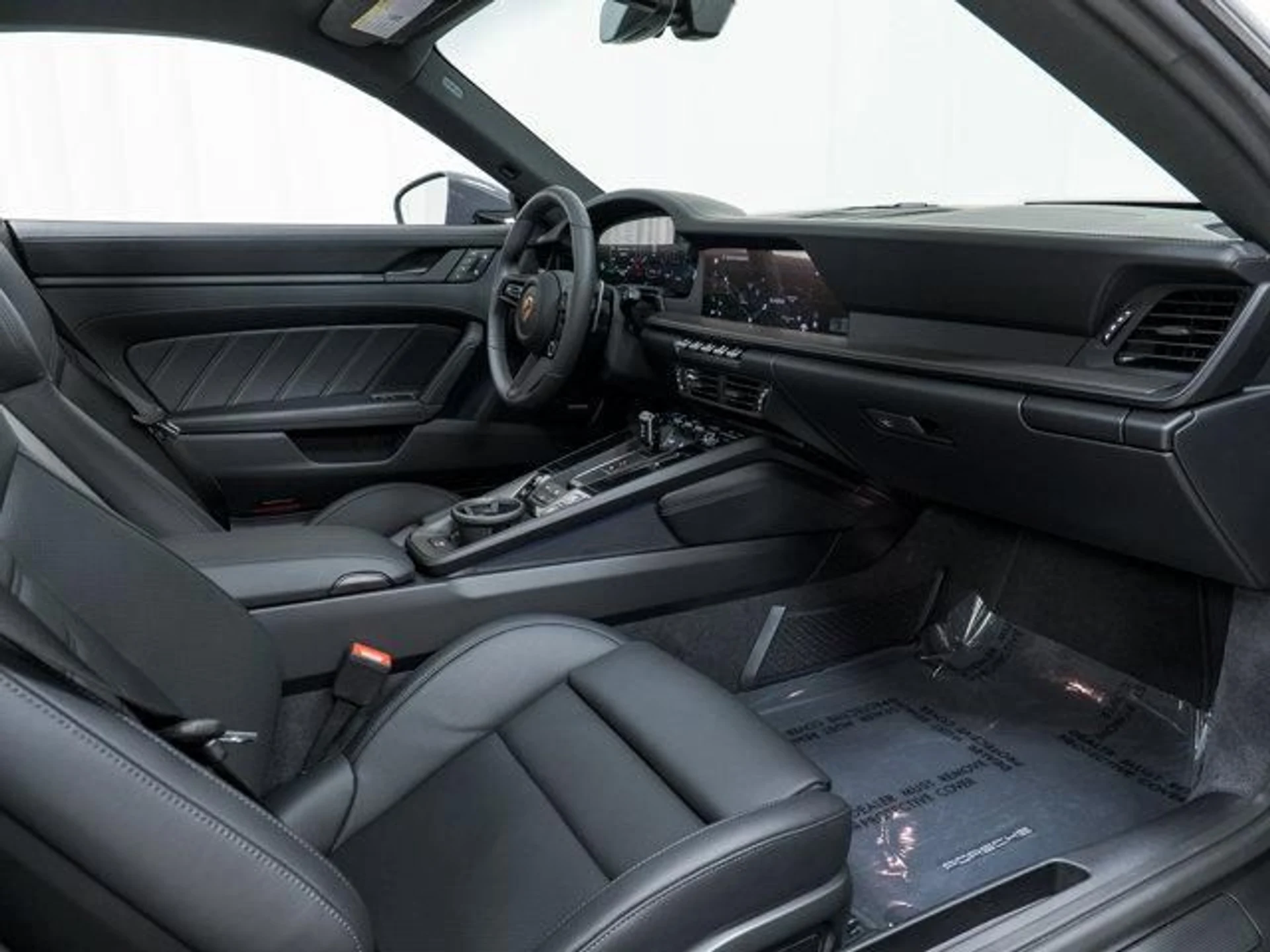 mph025_2347946191_ou735mzsksy_Jyoe_H2sz28x_L1_HGU_a5c8bd9f52