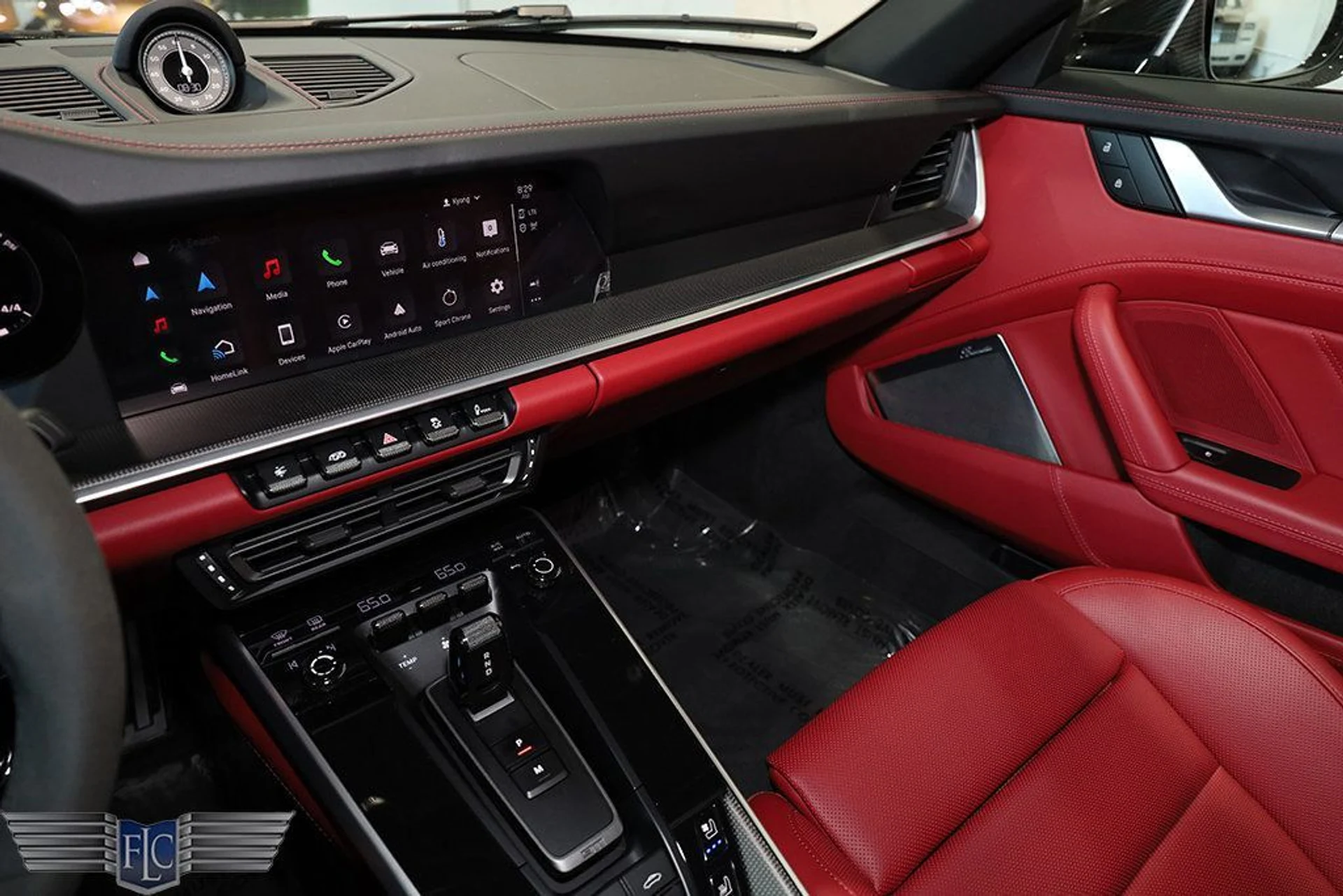 mph025_2349532105_used_2024_porsche_911_turboscabriolet_9689_22937048_26_1024_add13852c6