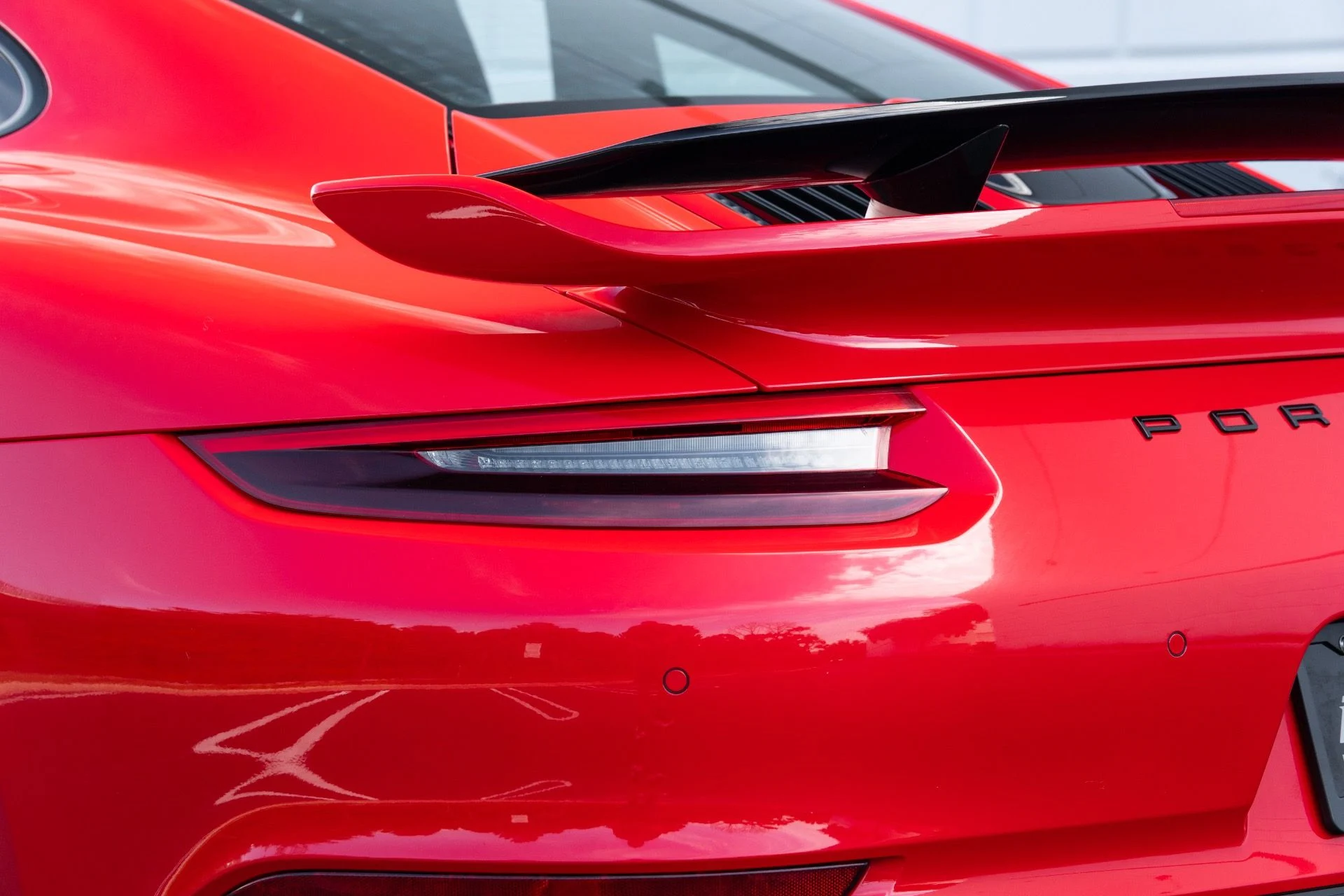 mph025_2354339890_Used_2019_Porsche_911_Turbo_S_1778703319_0cec4546d1