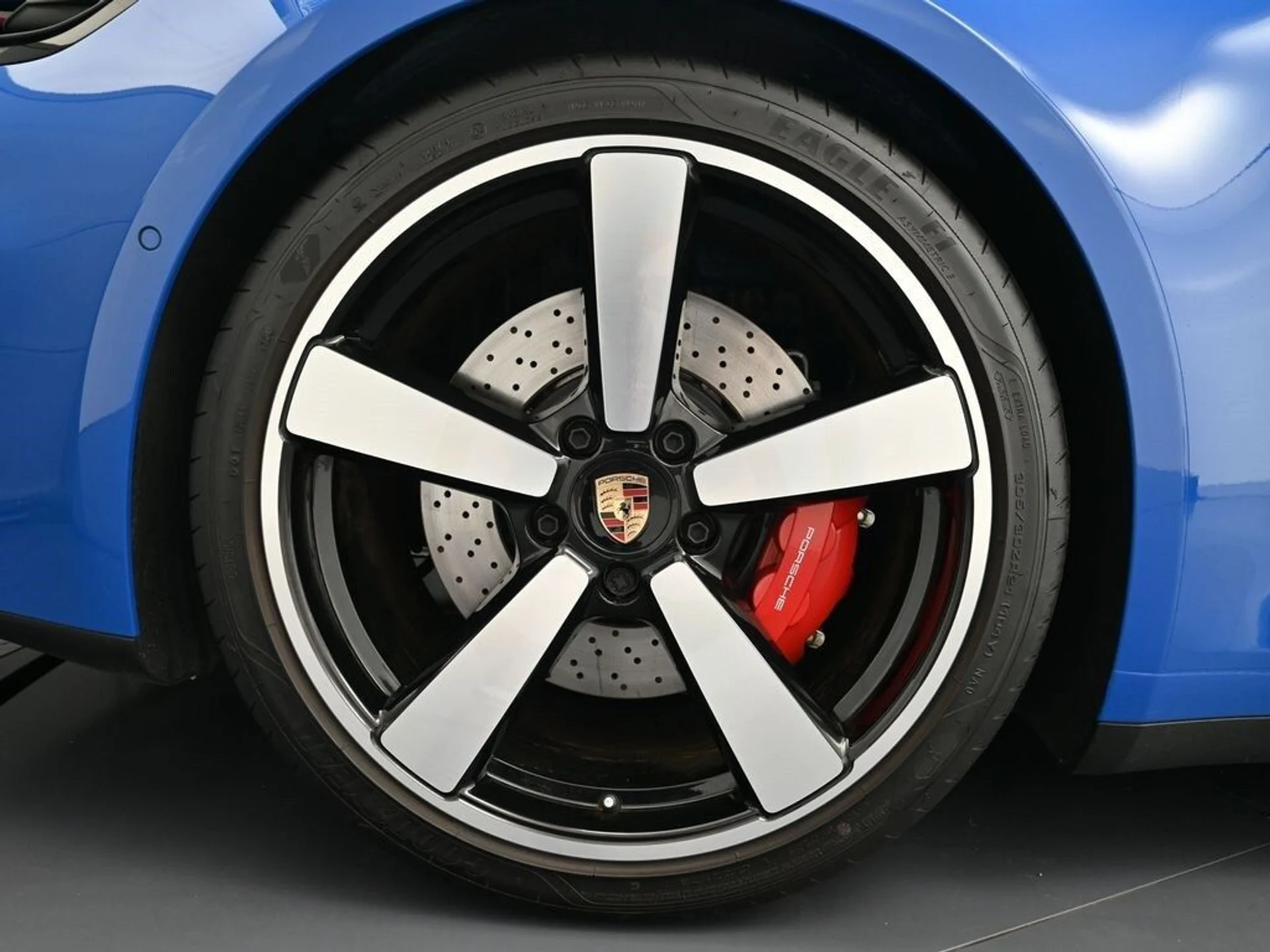 mph025_2354646762_9e1539afe4cbf84fb8ac0b59f5e7e5dbx_e0d18d6137