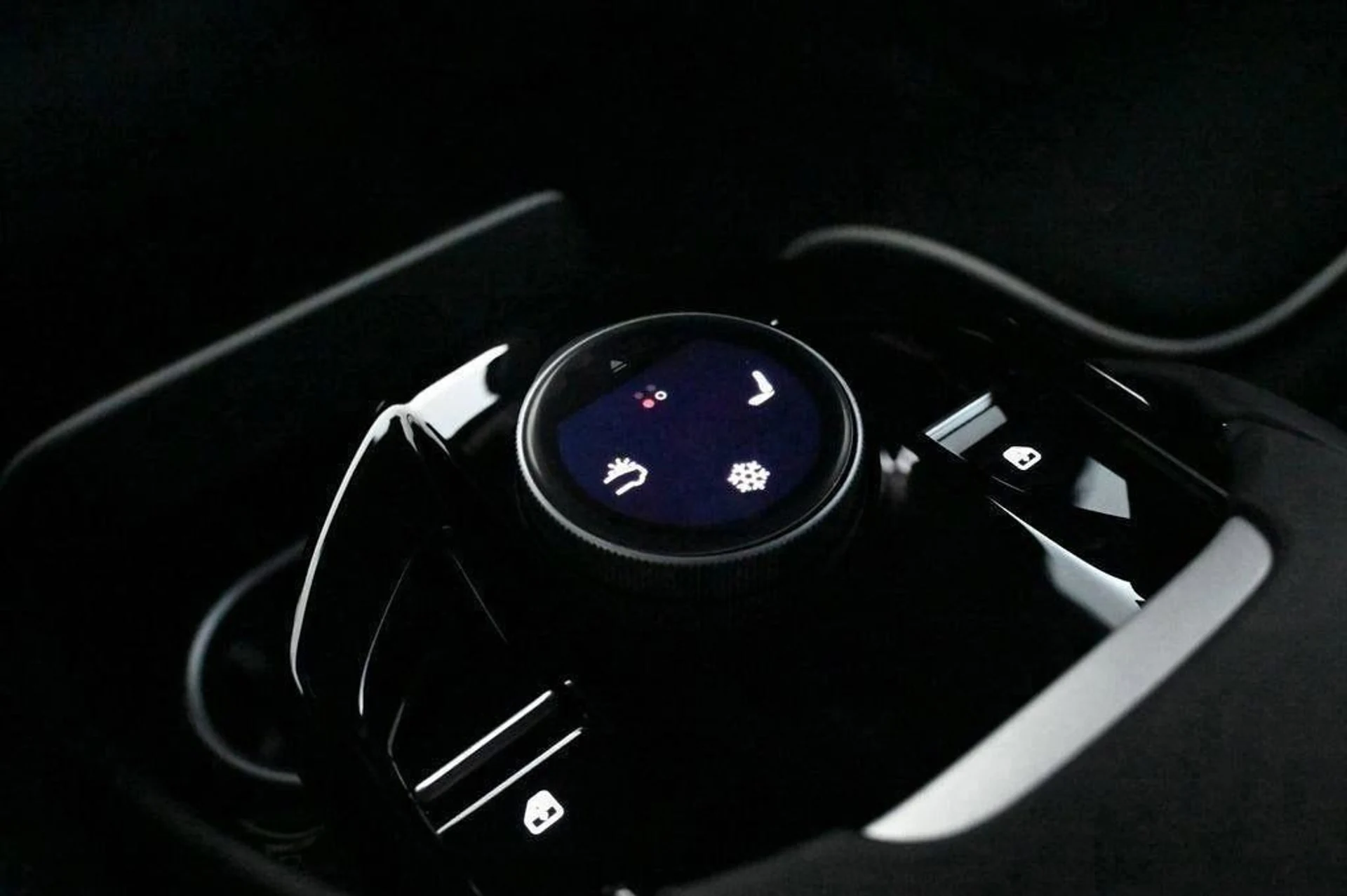 mph025_2355036461_bc2c5310306c43d0b8901199c072ff79_4ae82cccf6