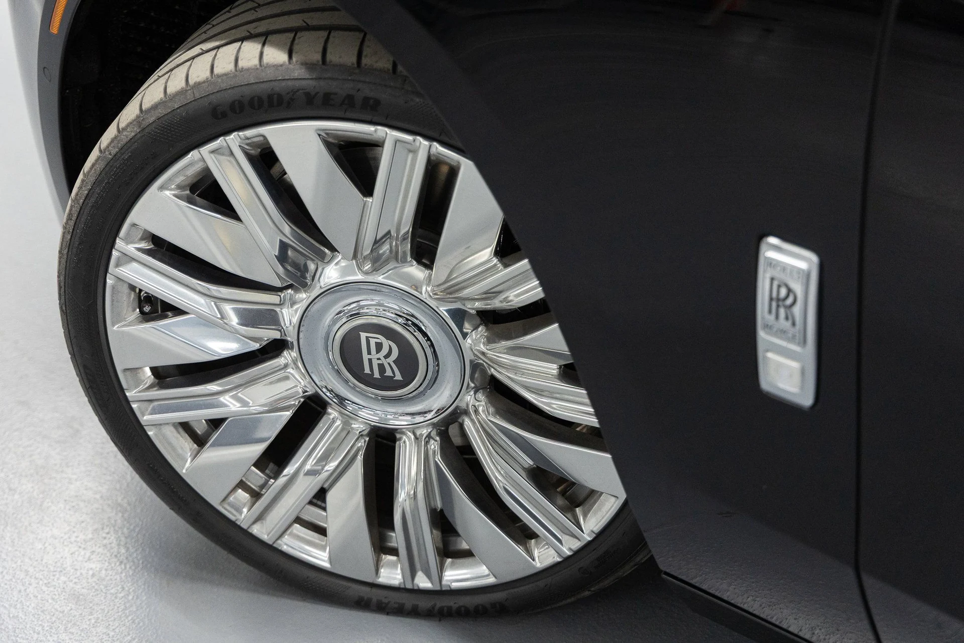 mph025_2359957126_68ba4cdd5423a9191b0efaaa3927b15dx_bc4c442ab8