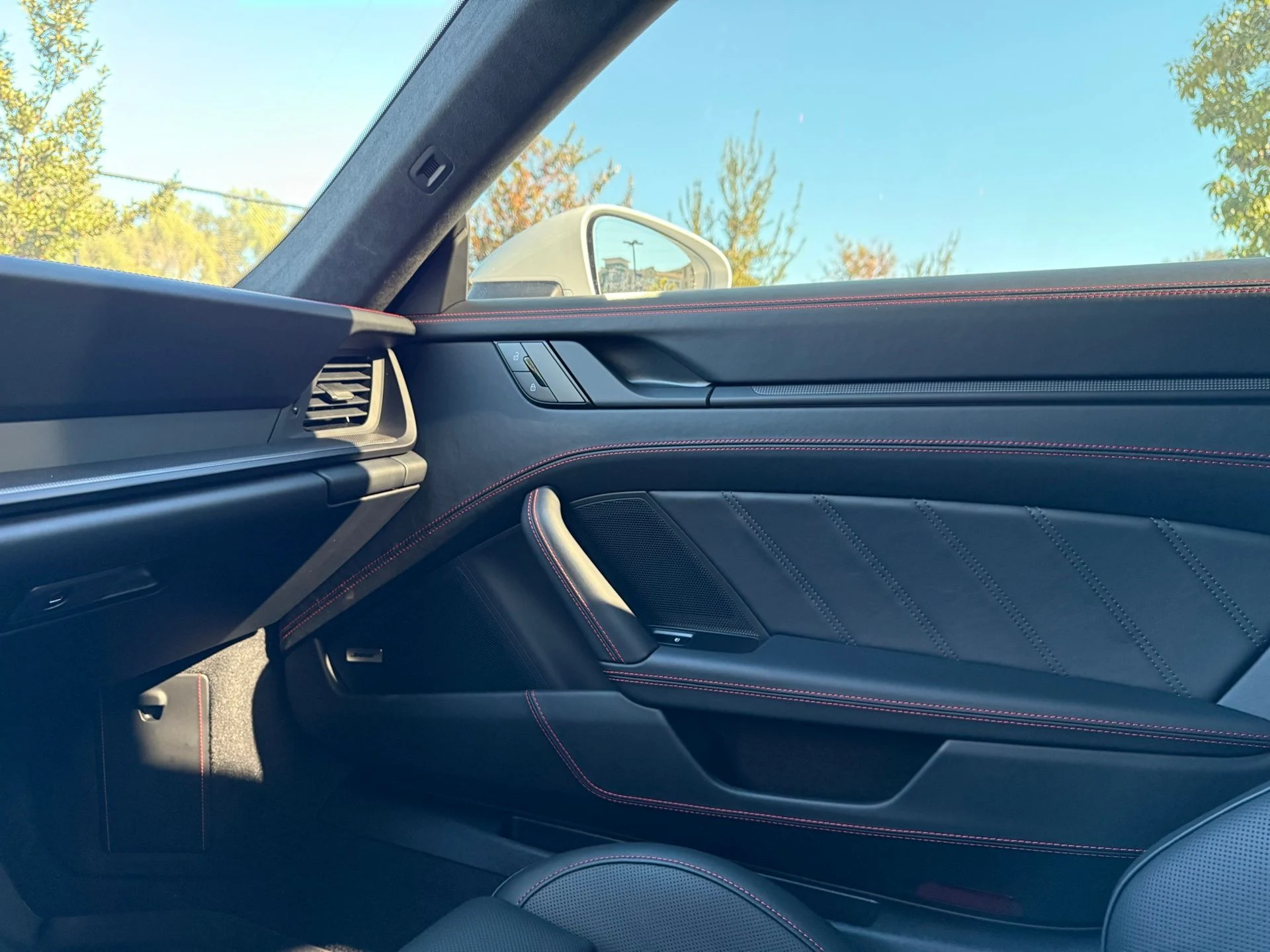 mph025_2364304132_fb9d3e0f7d25d8b028b936181927627b_d814ea953e