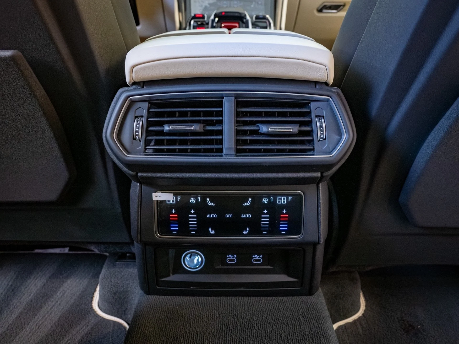 mph025_2369137881_26_3095b4b2d3