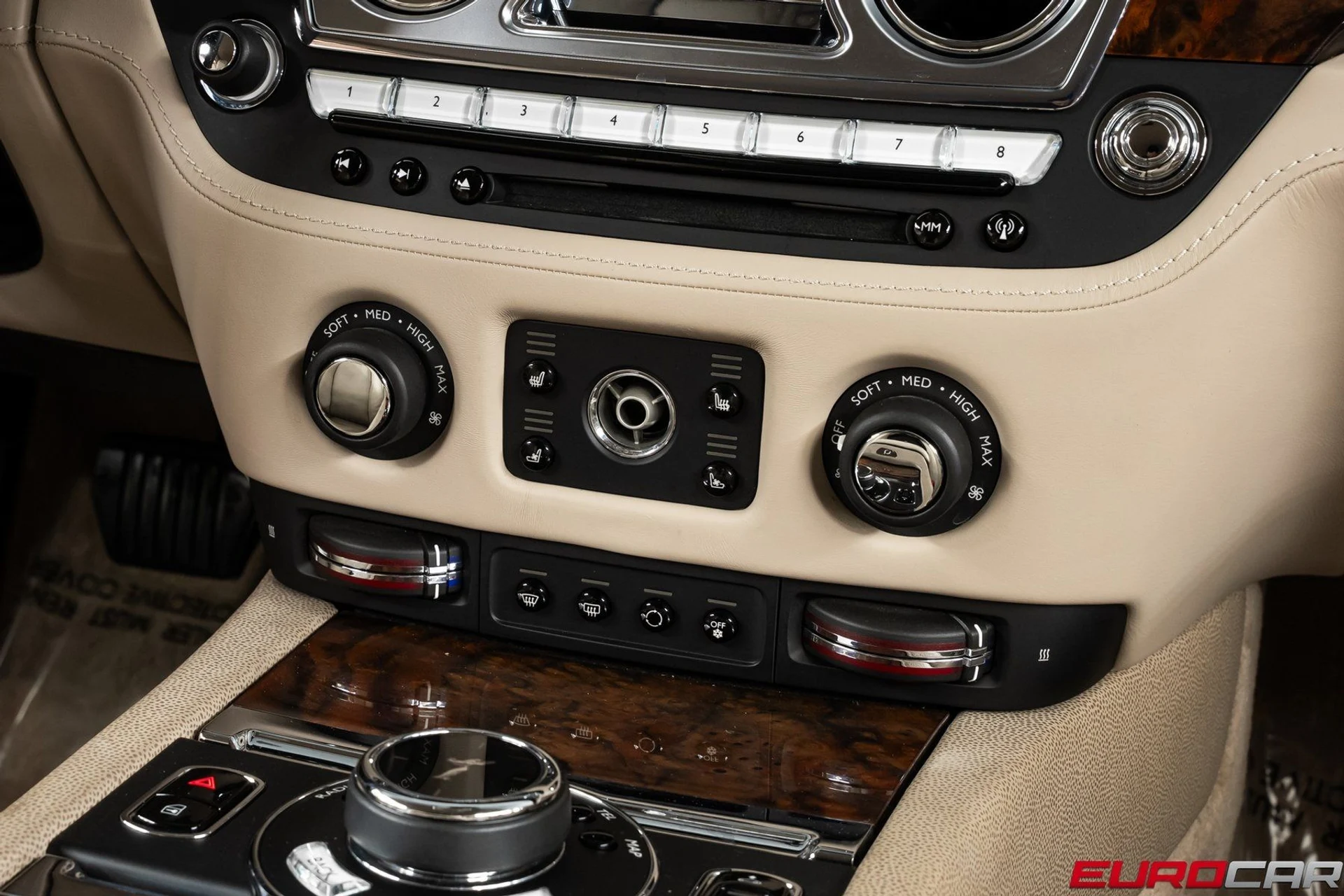 mph025_2370951495_image_26_ee15764fc3