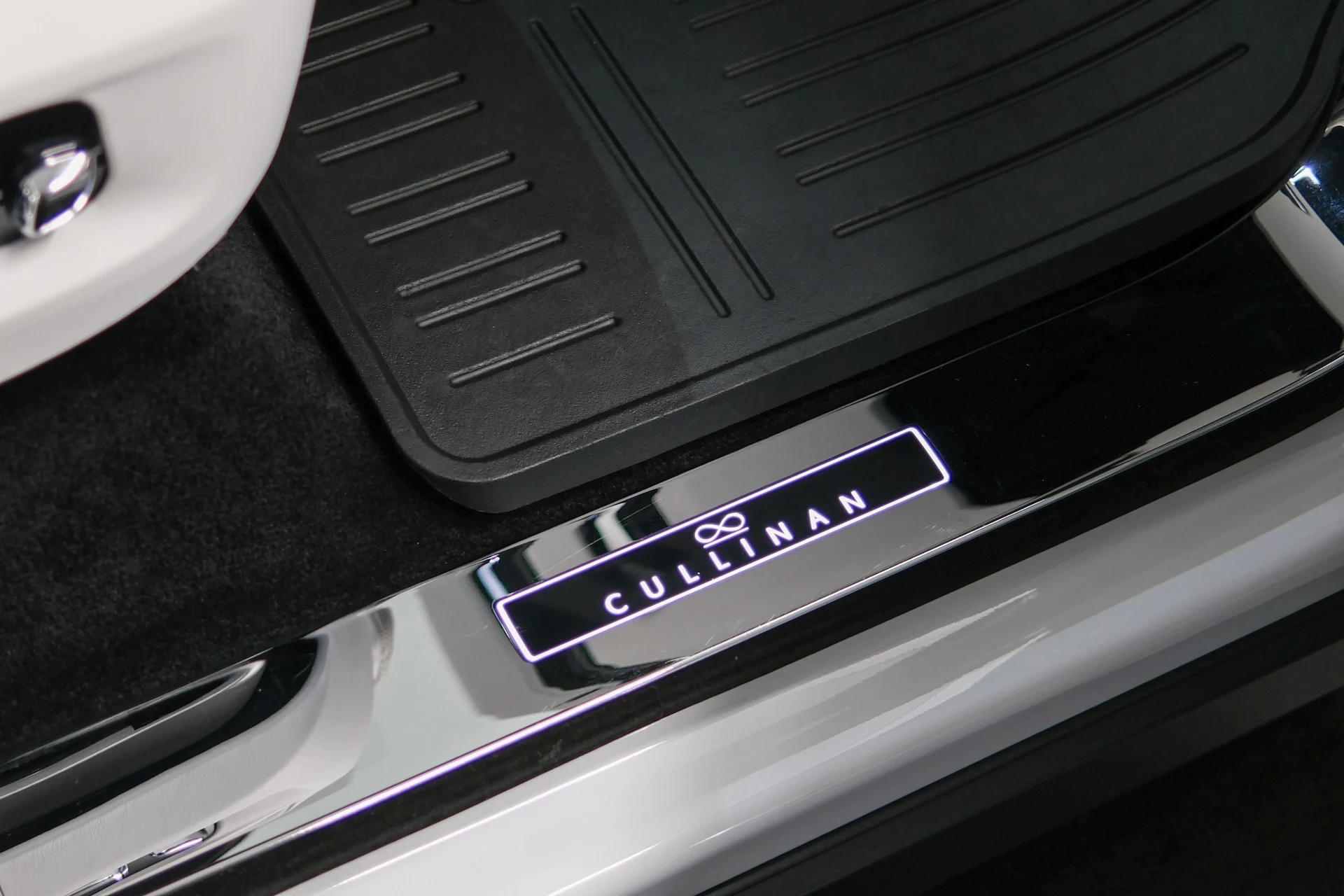 mph025_2374054151_b209c8b7_2397_4684_94f0_90953acc5042_06be61ee4e