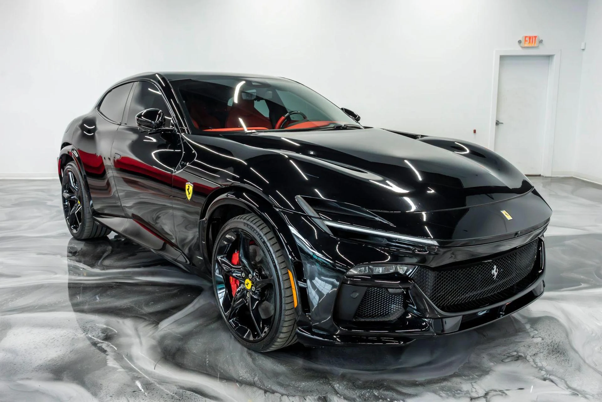 mph025_2377233611_Used_2025_Ferrari_Purosangue_Sport_Utility_4_D_1784849391_6c1c15e5cb