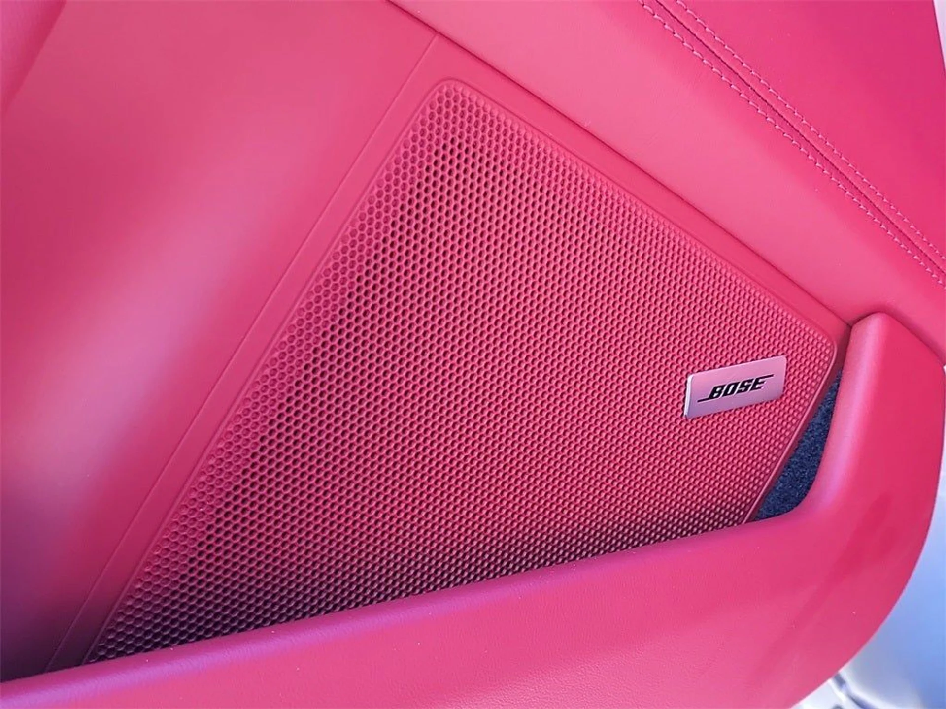 mph025_2387382565_26_0065e05791