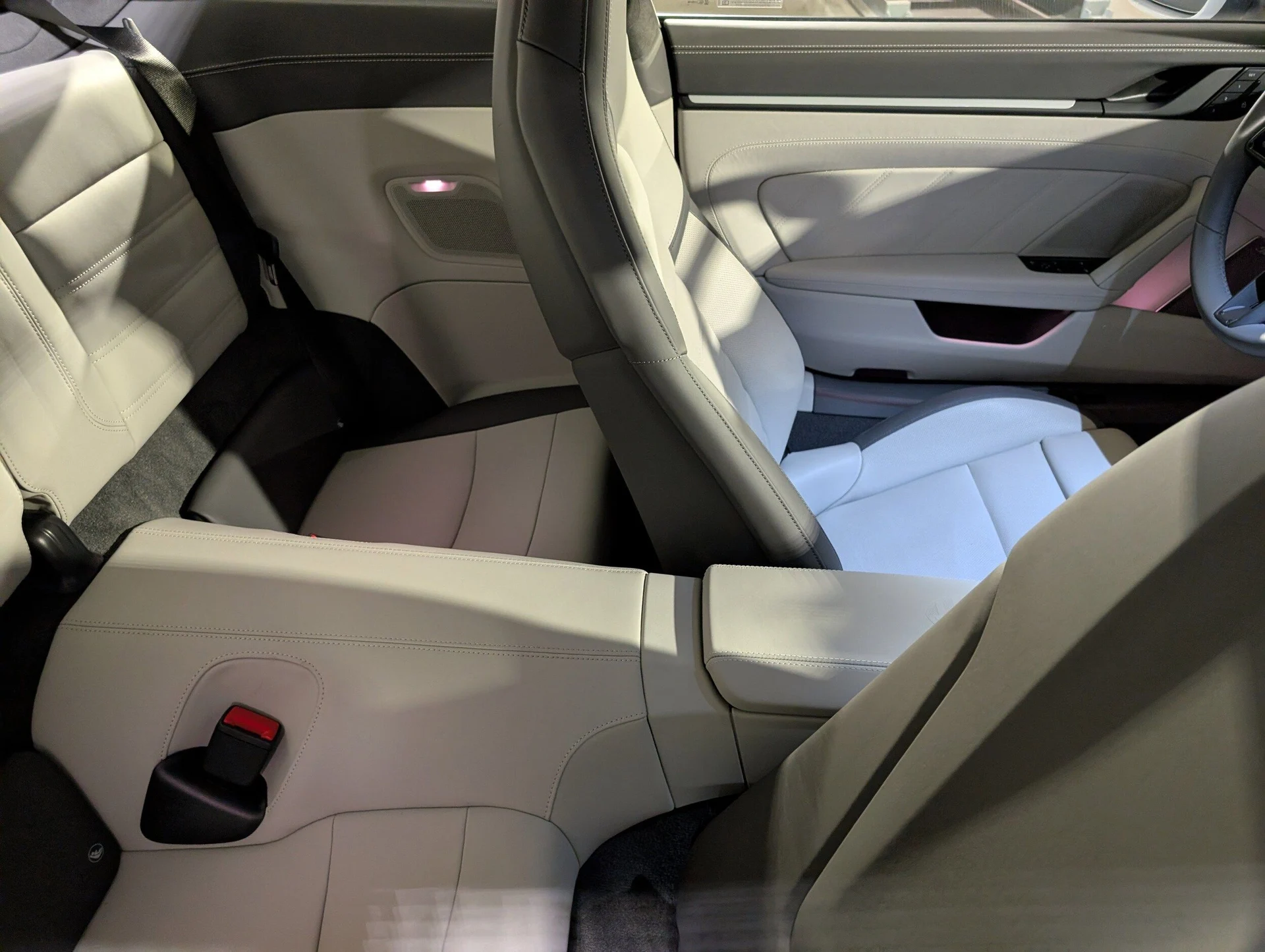 mph025_2388767056_66d39464a8655c5679eca30d935ff3f2x_15ecc72fbe