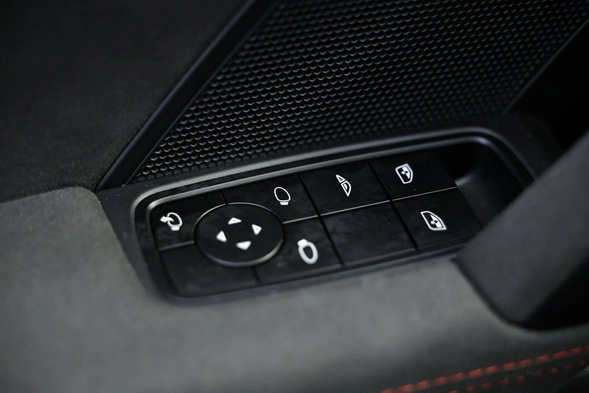 mph025_2389133604_a36fb7f7cce71bbaa269ed551c92bcb0_908df2813e