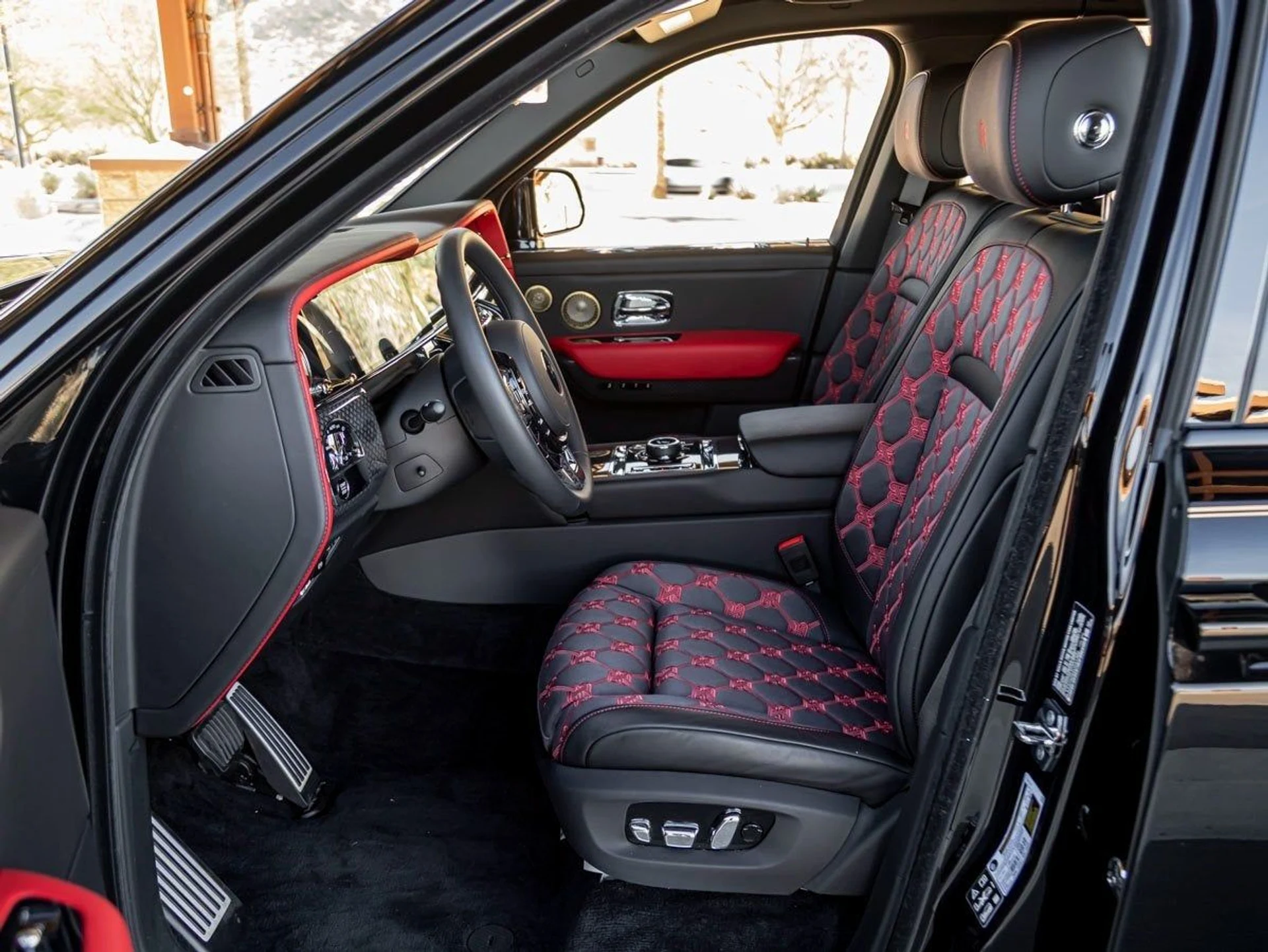 mph025_2390901174_26_1614f12de5