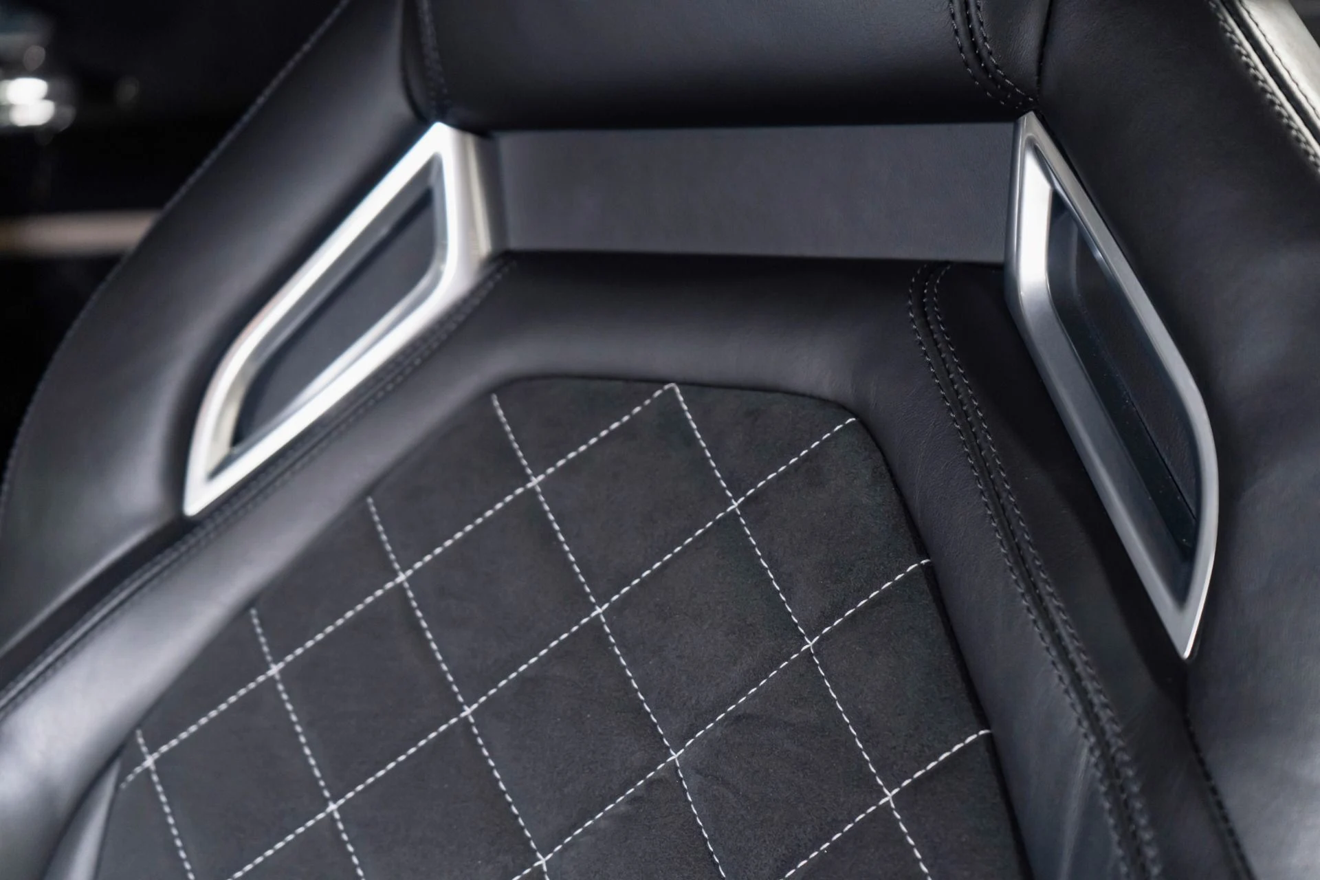 mph025_2392584557_Used_2015_Bentley_Continental_GT_3_R_1773440300_0b617528ad