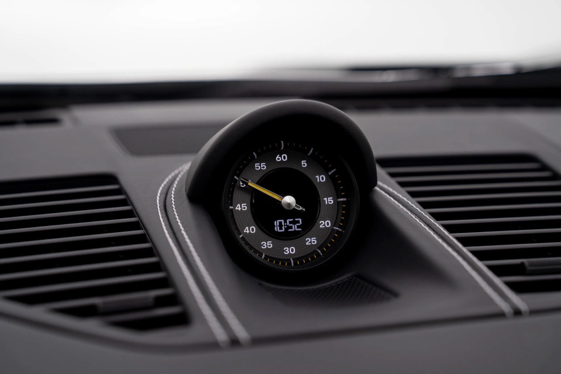 mph025_2404881280_Used_2026_Porsche_911_GT_3_Touring_1774627050_8a74d6eac5