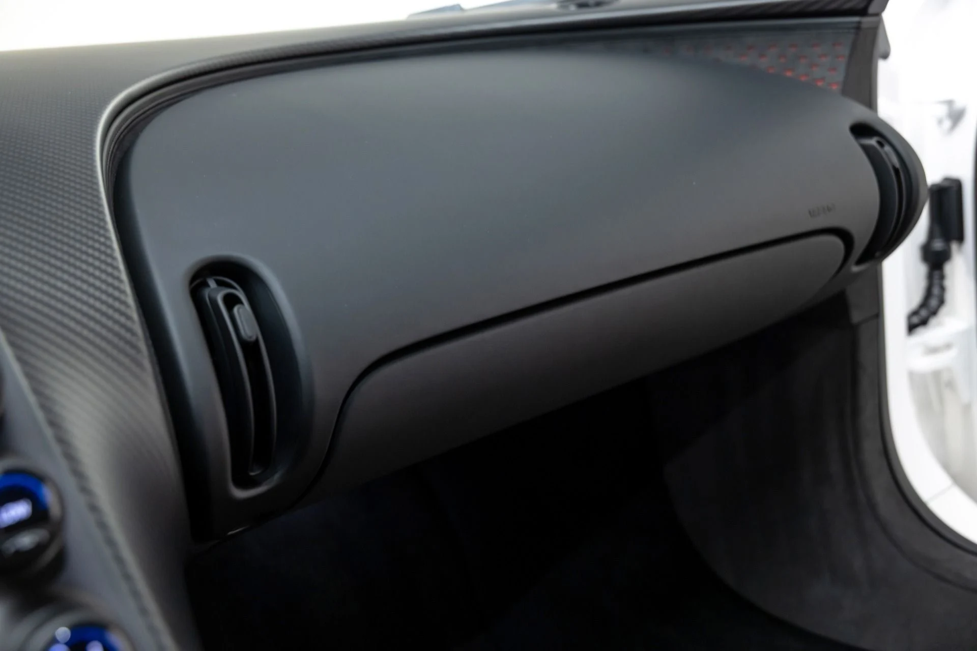 mph025_2405283519_11790_p26_l_ff2e15758a