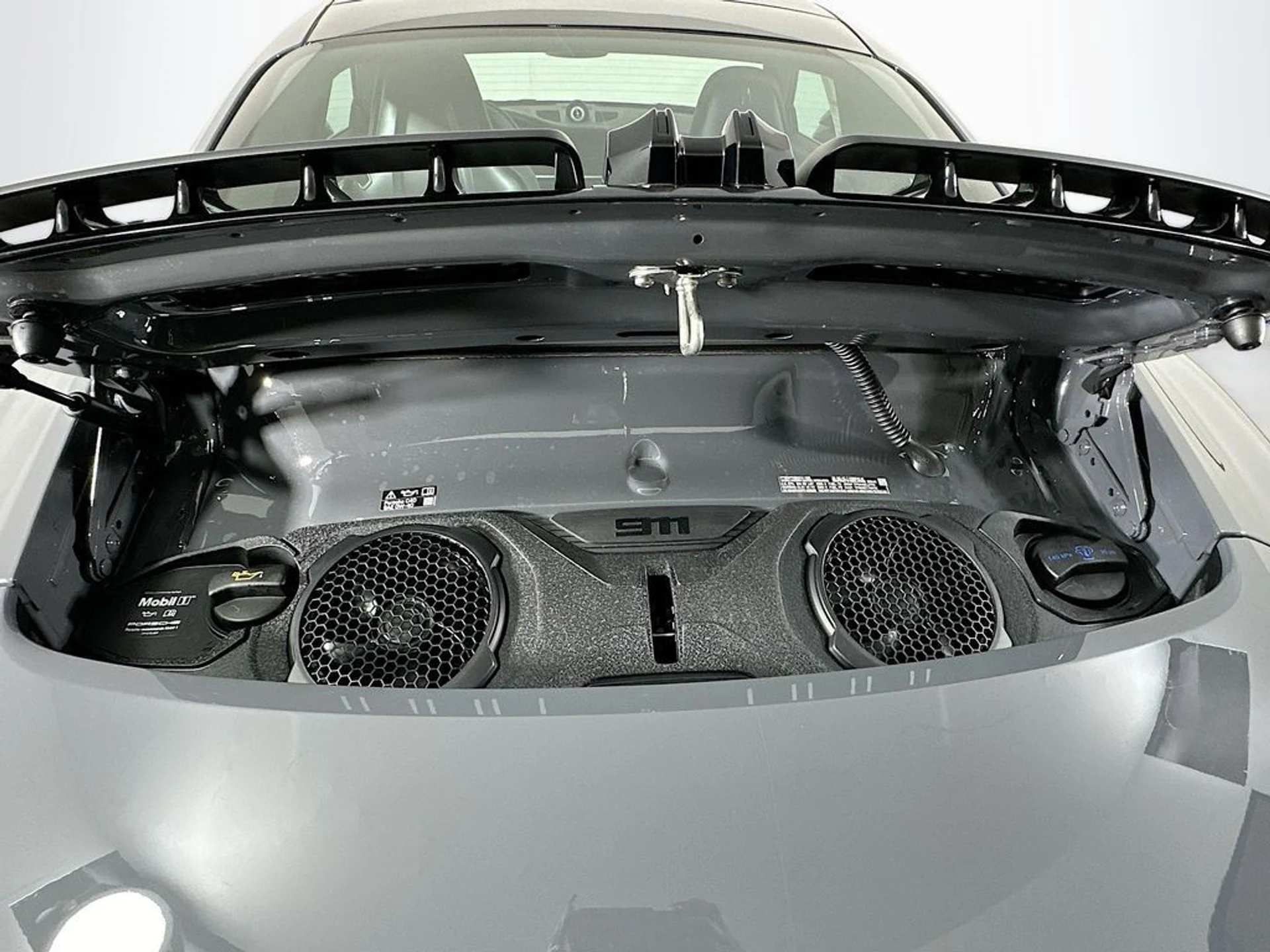 mph025_2409228557_32c1472ba0e9610e22abf07505288875x_2a74877a7b