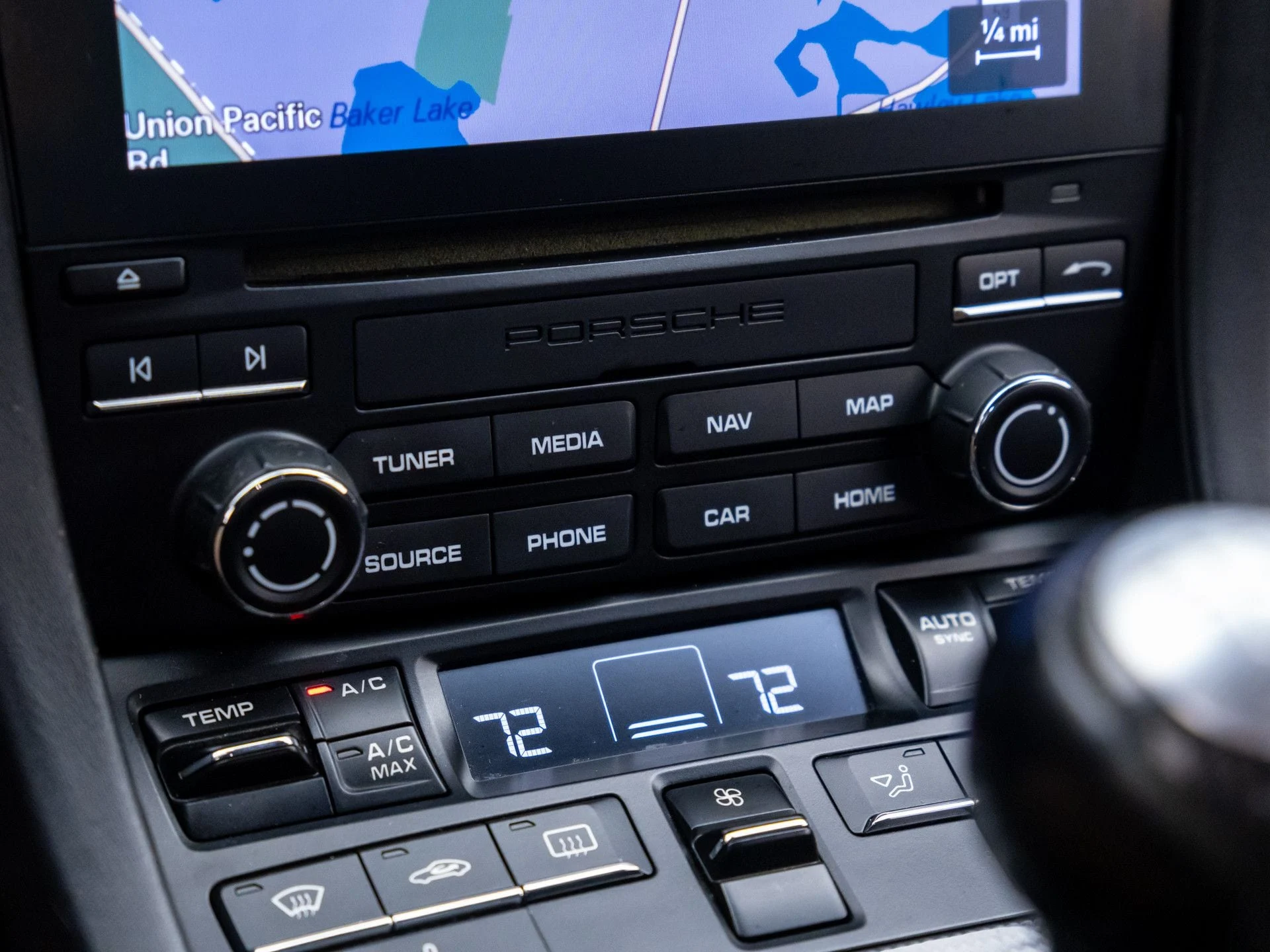 mph025_2410902043_fb4b9b7089b6699e290d9fbf305c5721x_e1ebf2b15e