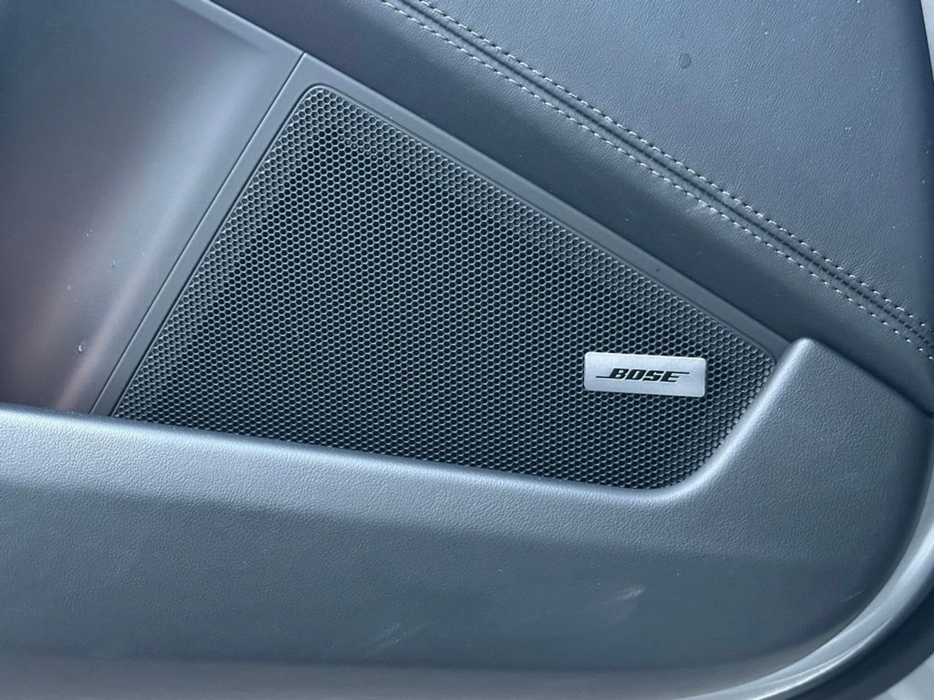 mph025_2413796809_f72ae7fc36a0326964febd906527edd3x_8edd11cd39