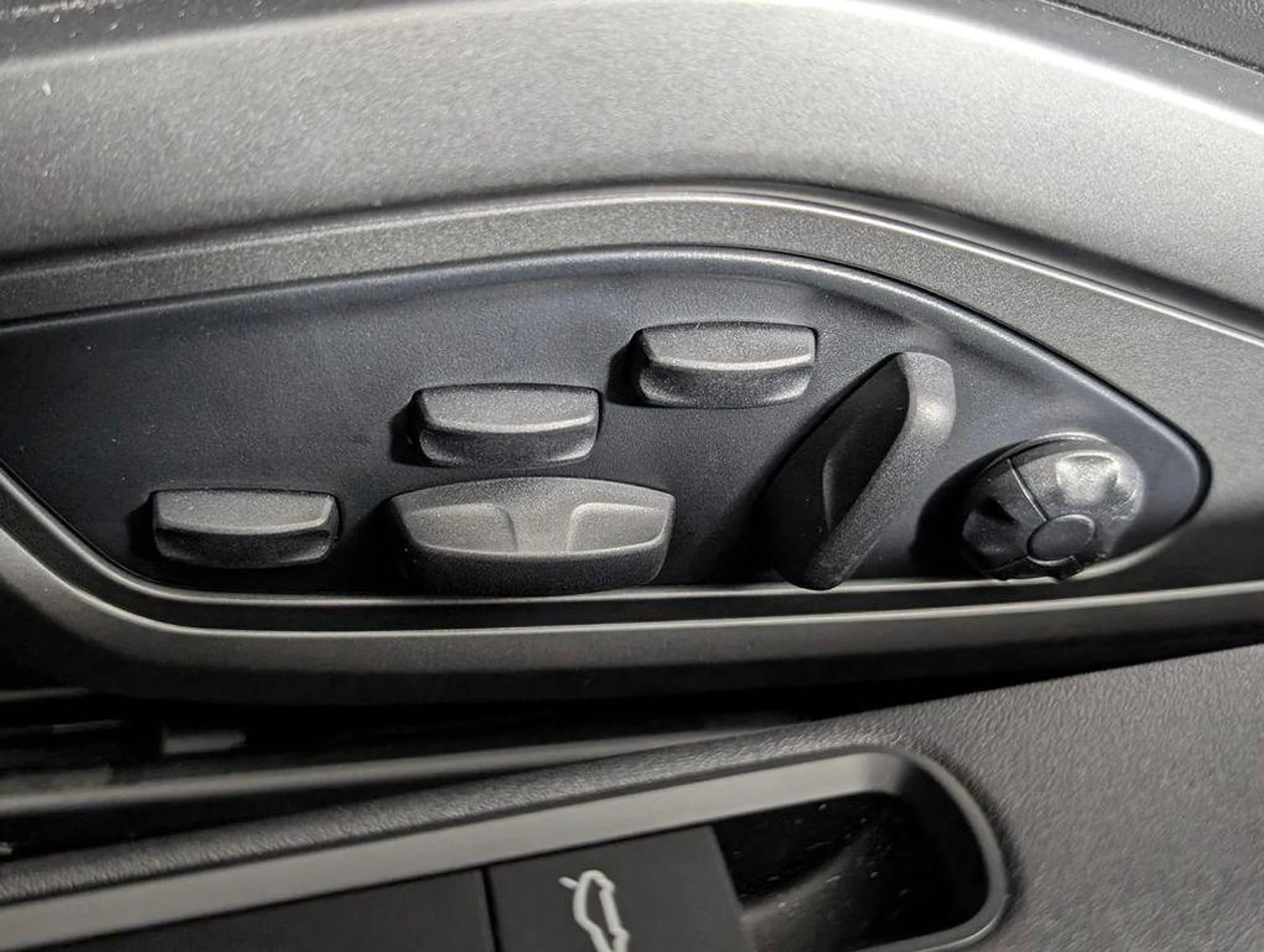 mph025_2415820469_8_T9y3_Bx60_Kp_KB_Ns_J_etu44_SU_7c_f9613d69a6