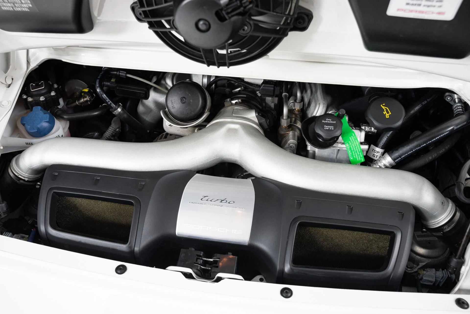 mph025_2419176611_Used_2008_Porsche_911_Turbo_1756141926_d91d3e787a