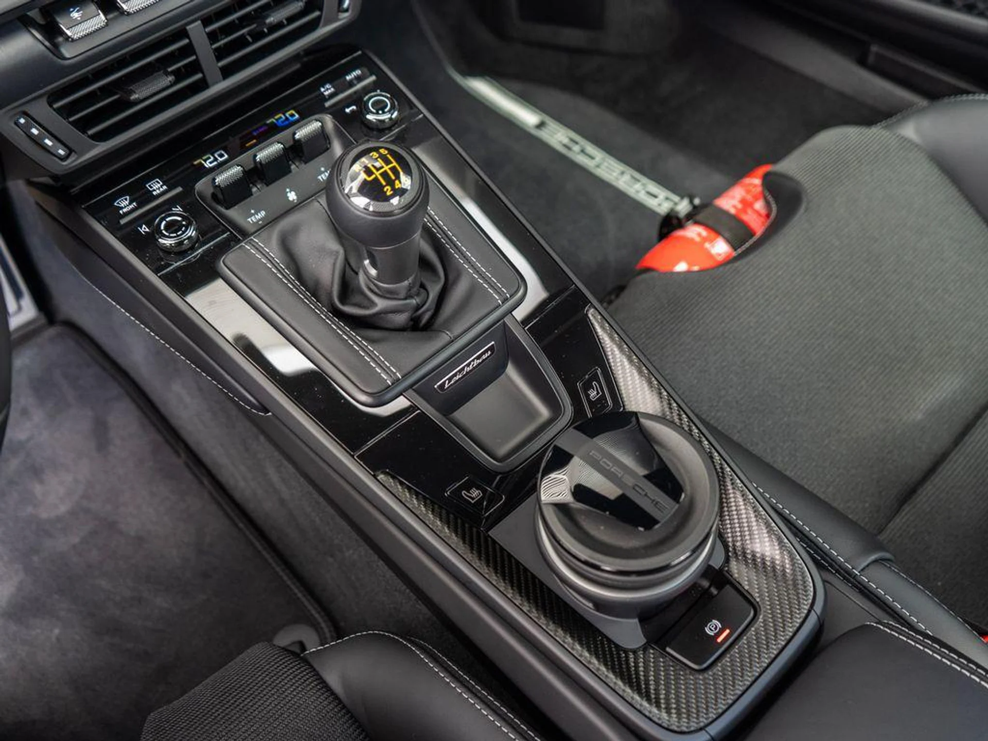 mph025_242297729_9_No_P_7oc9_Ua_V_Ffs9z5_Z5_NIXQW_Jg_4c422a50cb