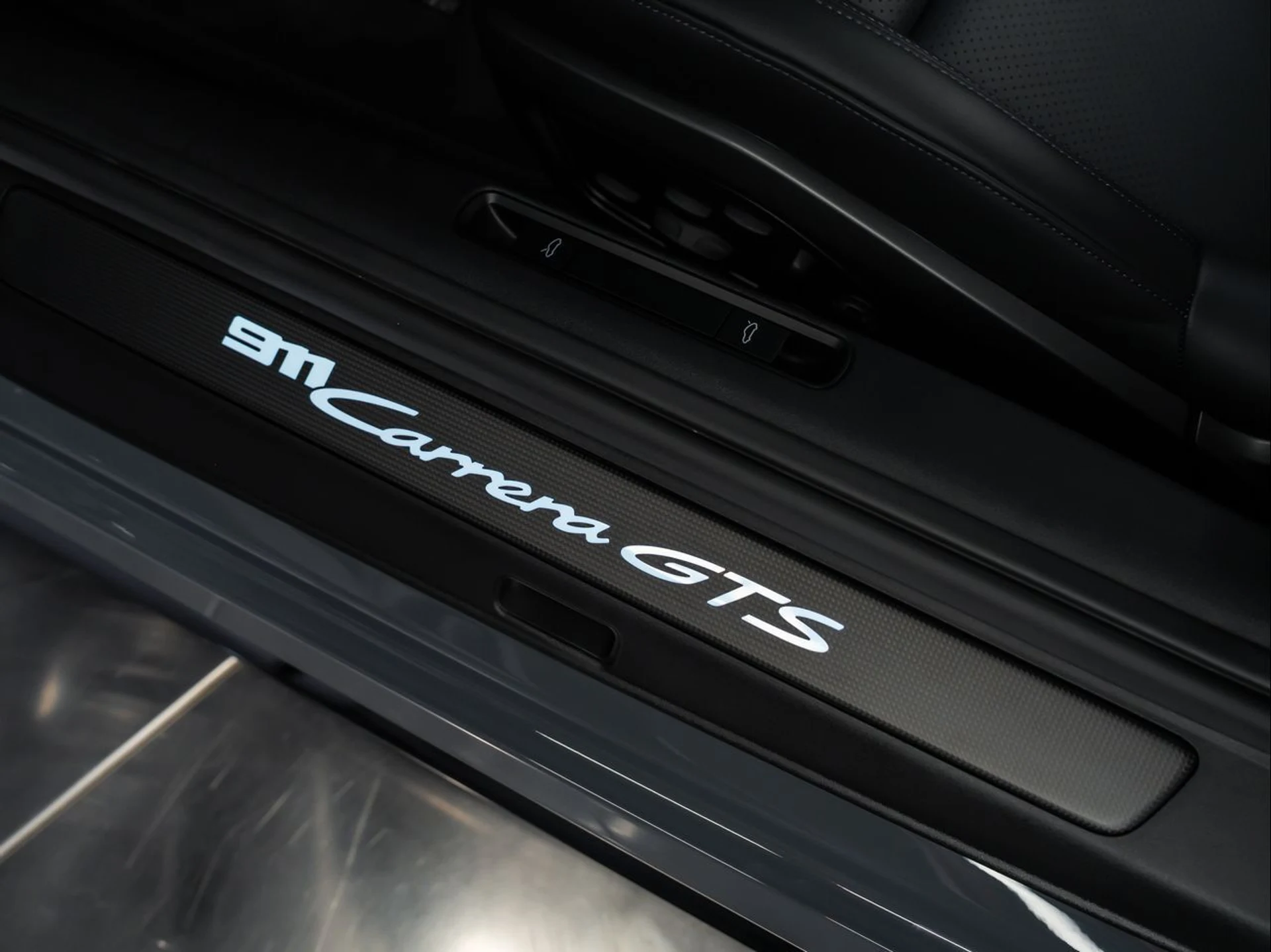 mph025_2424854343_21ae0be61c0ea21ec959223f7f42afe2_ef77f76a75