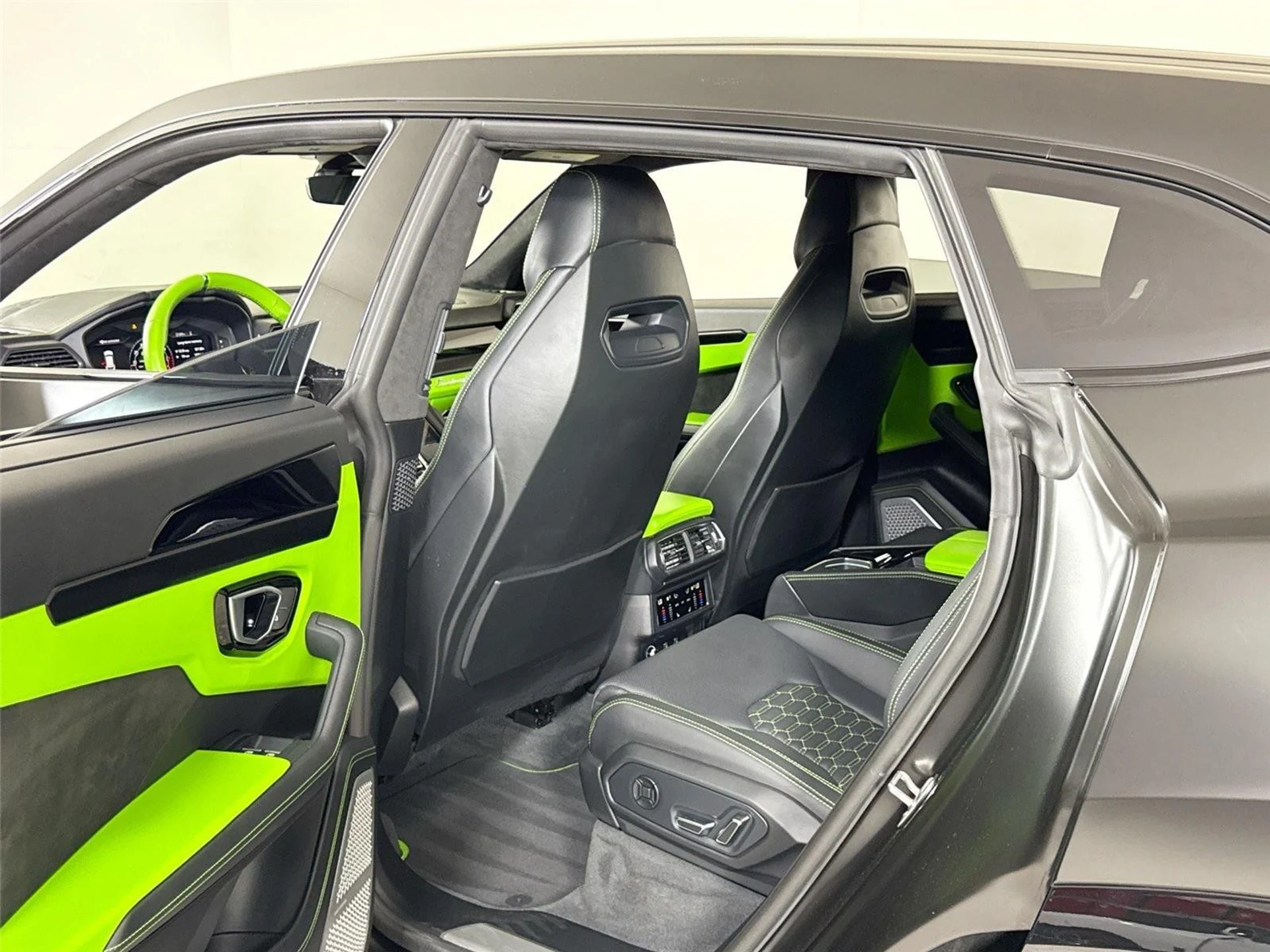 mph025_2429456790_c9fb23dbd54387f7196c86ccc7913482_d4c07b360a