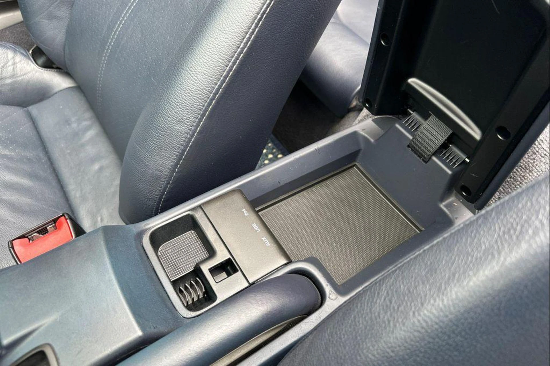 mph025_2435256728_Ekz_H_Cu1r_MZMC_Jdq9_S3mlc_A7_VY_4_Q_1cd79b02d2