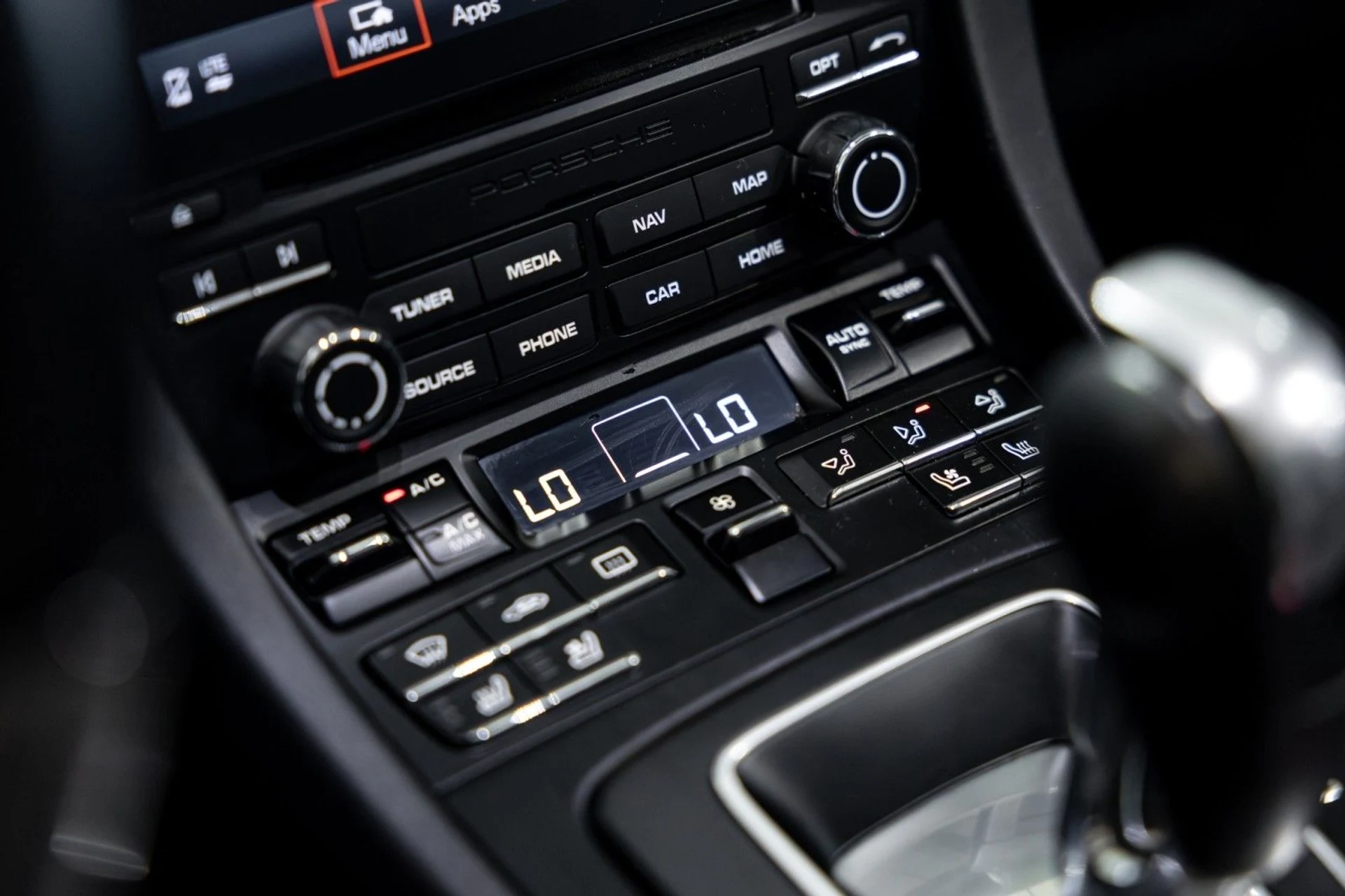 mph025_2437295380_pg_3b5b306220