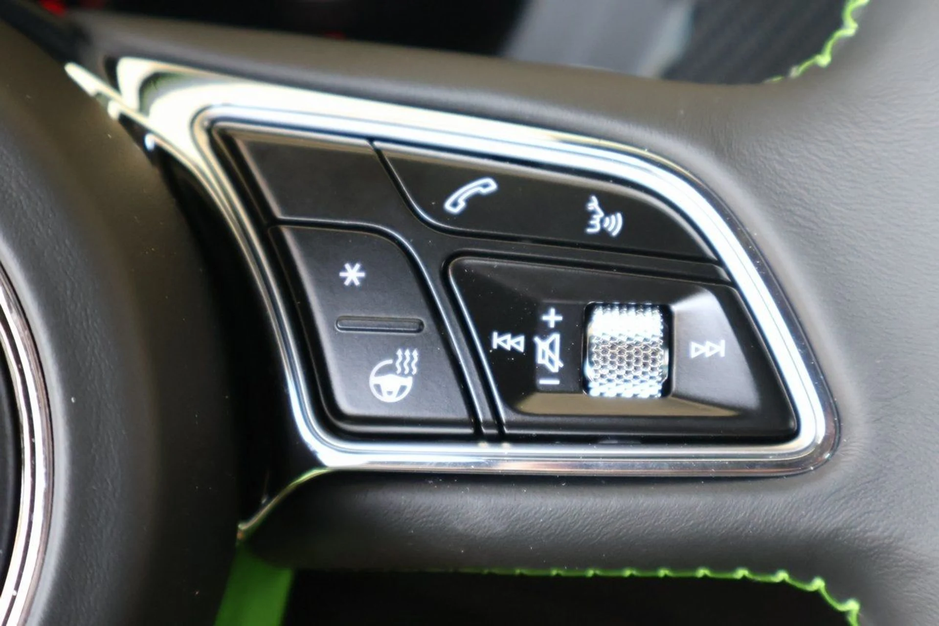 mph025_2437362865_26_bb16dcdd46