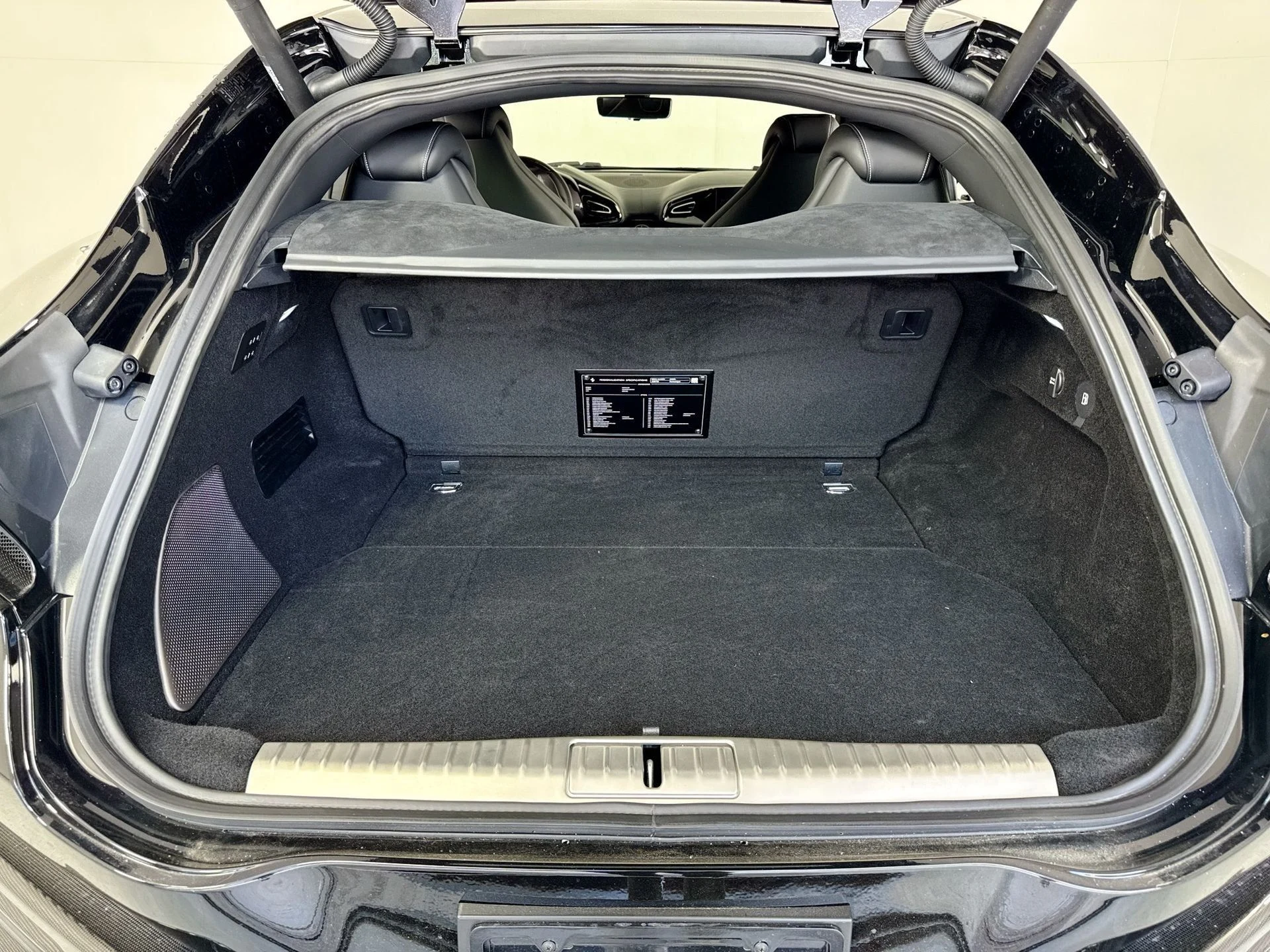 mph025_2437739371_c678f45f8b26248668e8f4d3c99c5a37_64b2dd5328